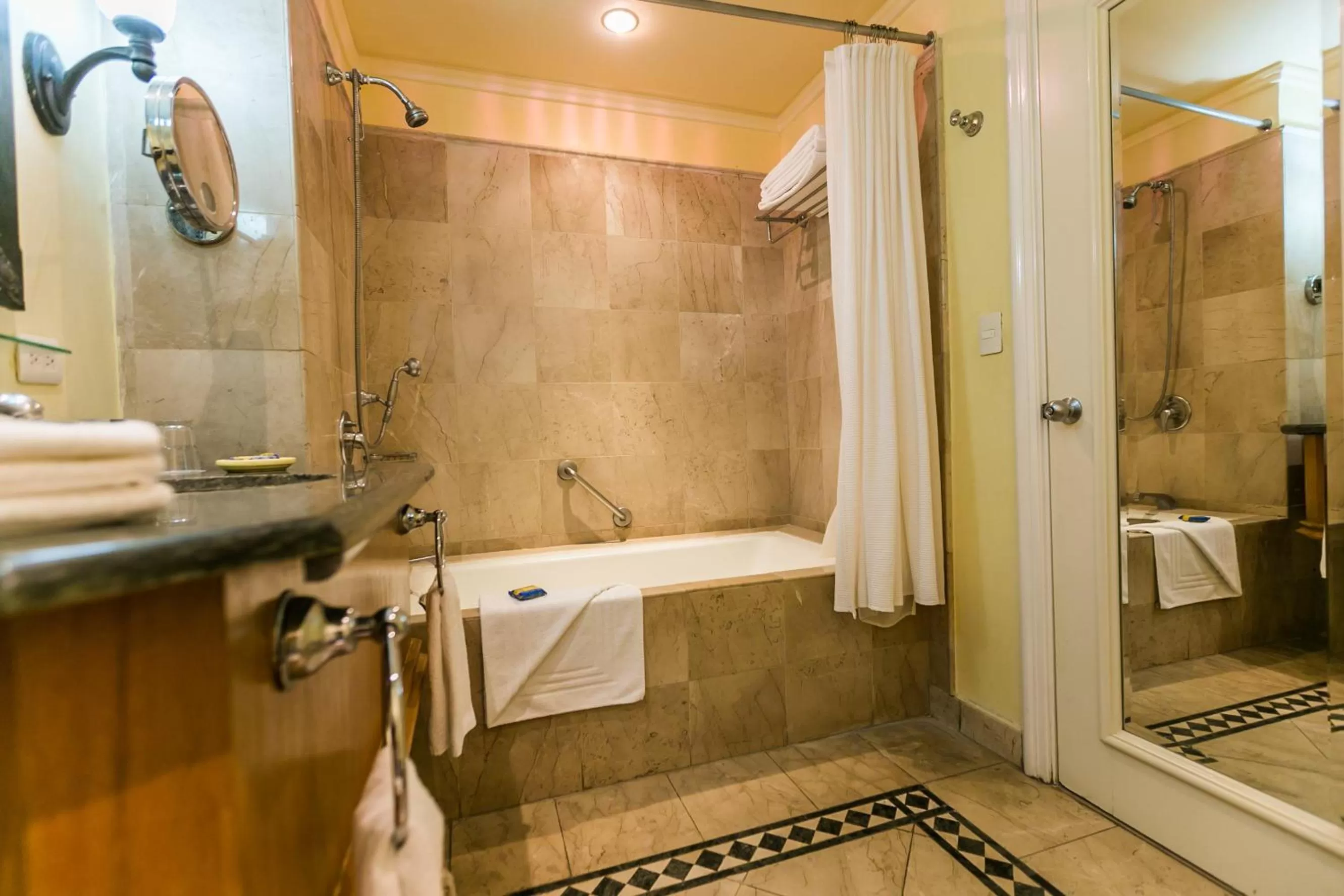 Junior Suite Ocean View King in Pierre Mundo Imperial Riviera Diamante Acapulco