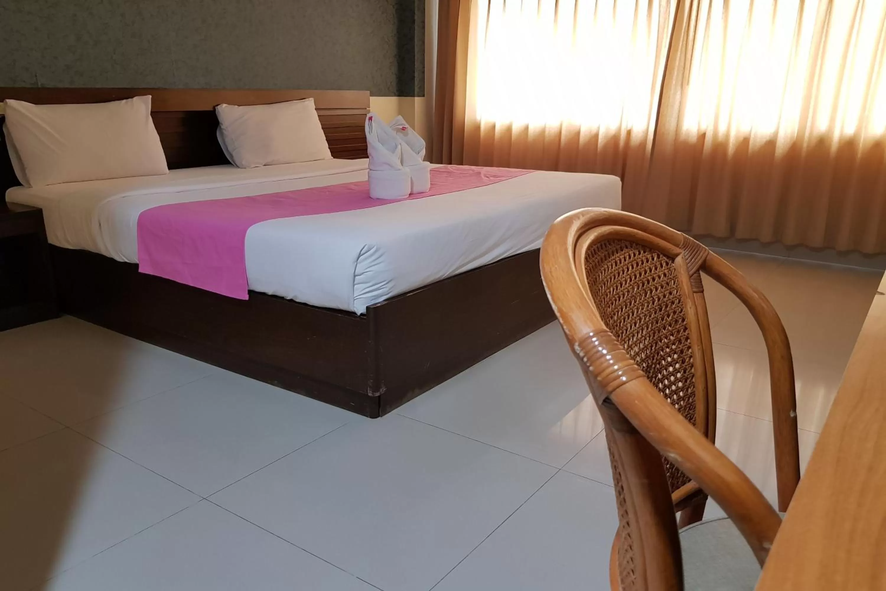 Bedroom, Bed in Poonsook Phitsanulok Hotel SHA Plus