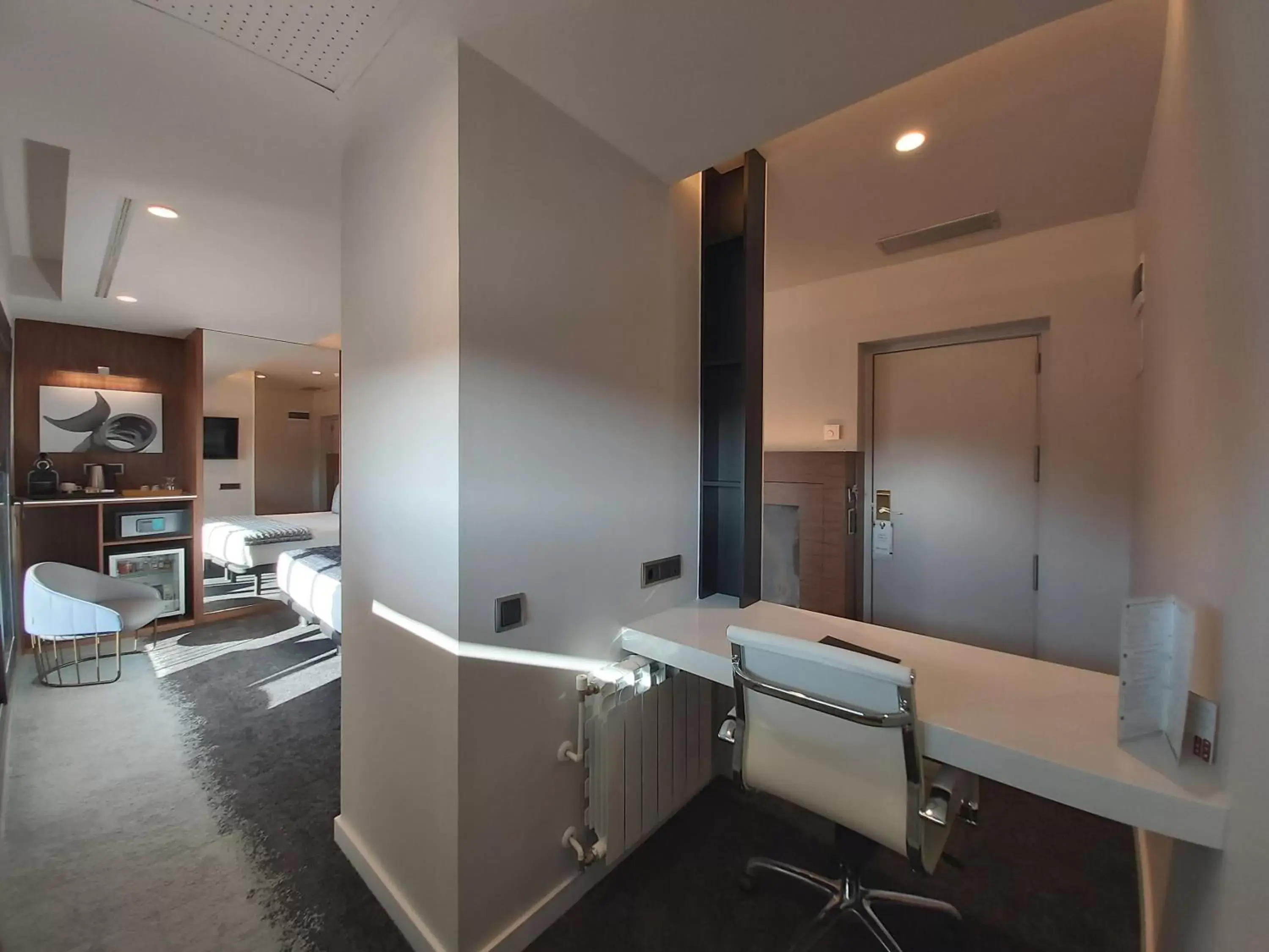 Photo of the whole room, Bathroom in Best Western Premier Hotel Dante