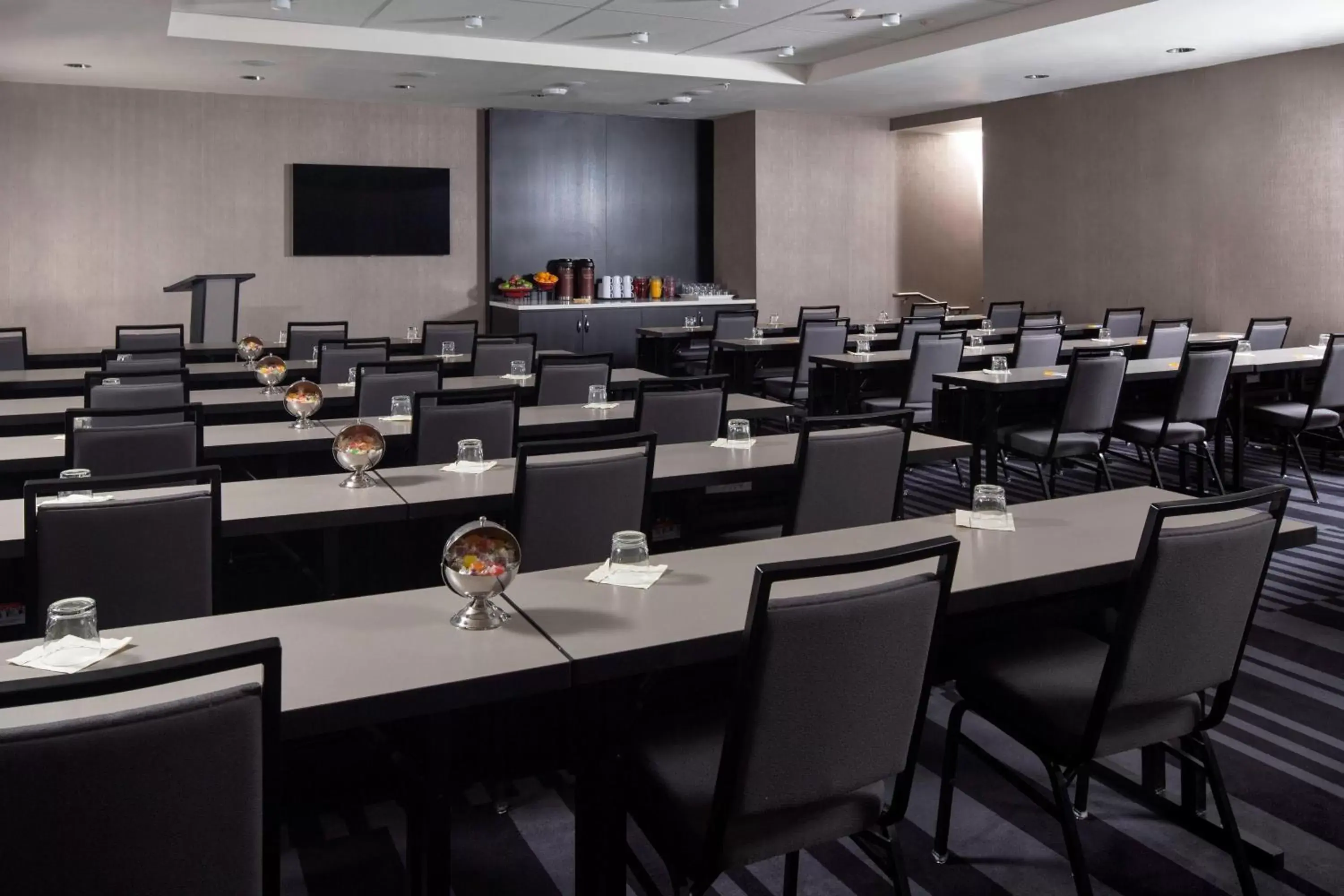 Meeting/conference room in Residence Inn by Marriott New York Manhattan/Central Park