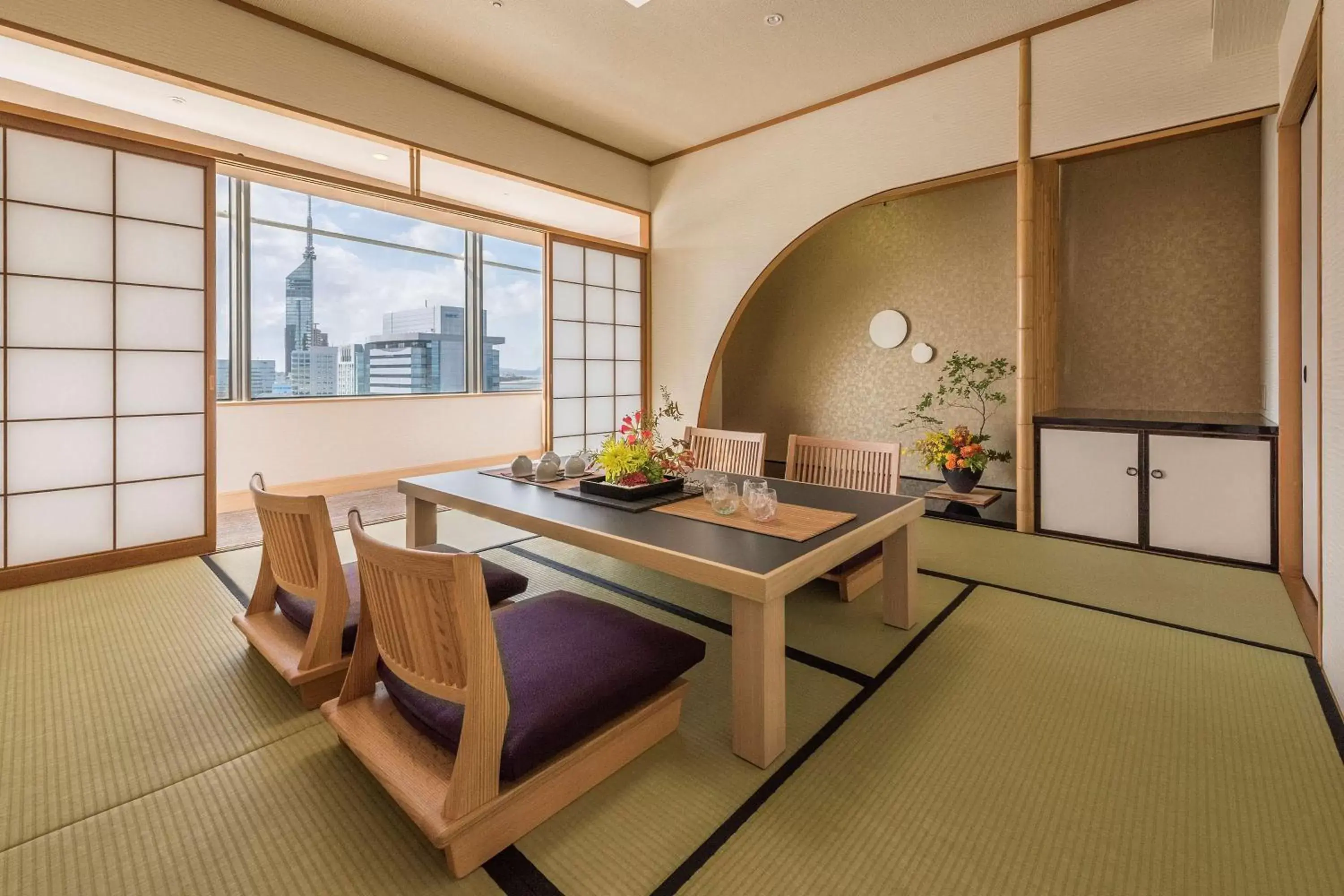 Living room in Hilton Fukuoka Sea Hawk