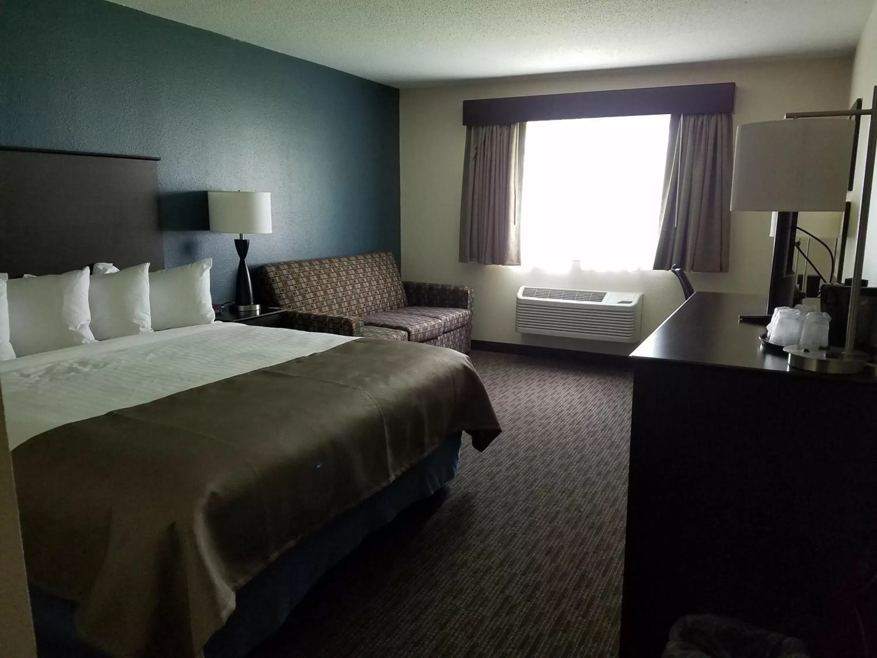 Photo of the whole room, Bed in AmericInn by Wyndham Sleepy Eye