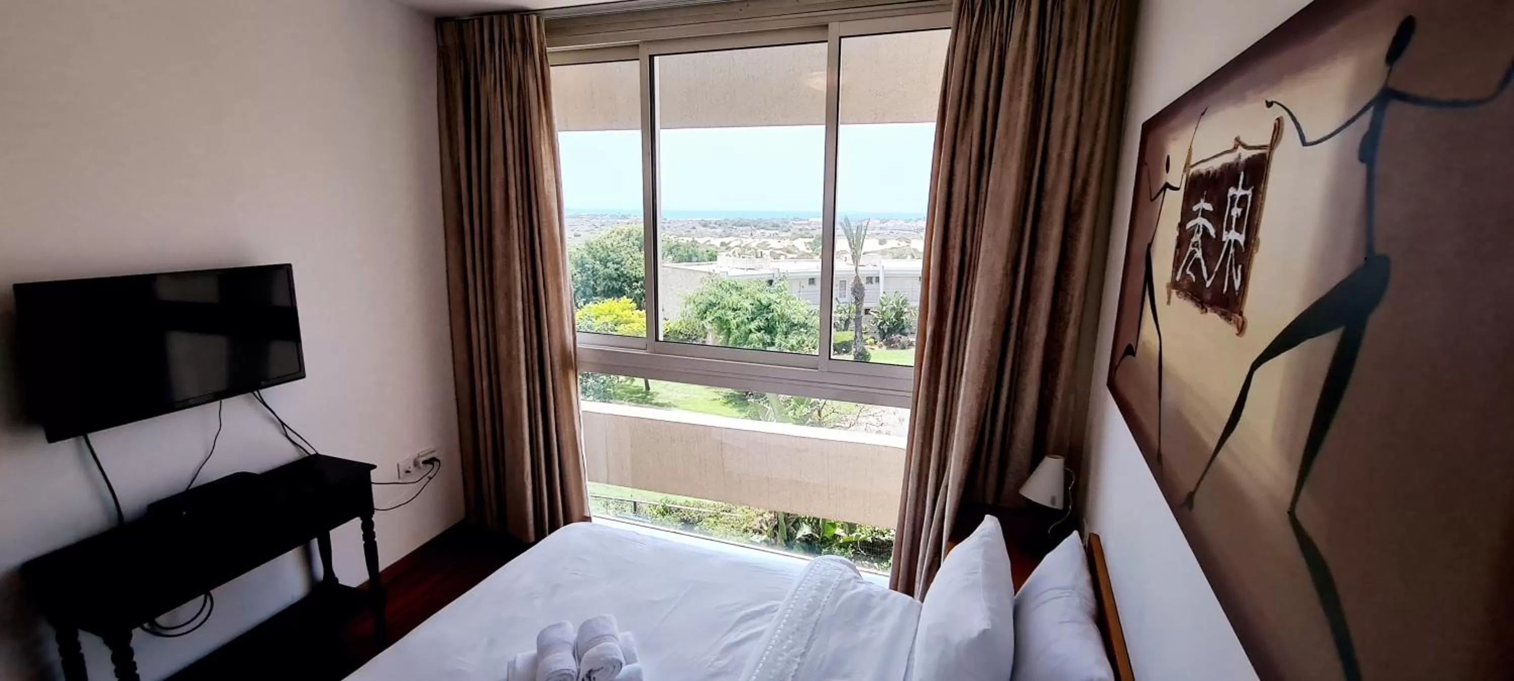 Bed in Suite Marina Caesarea