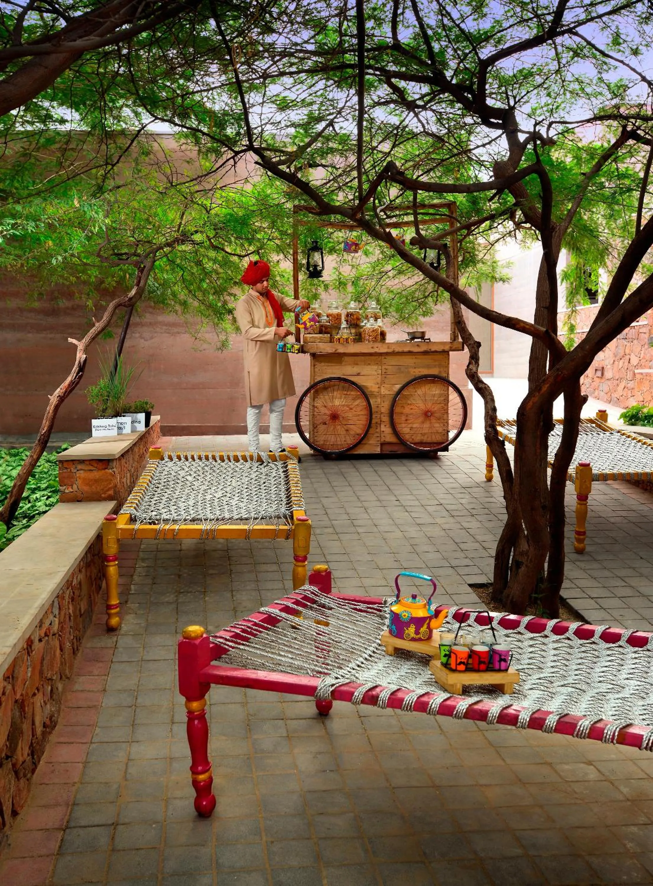 Entertainment in The Lalit Mangar