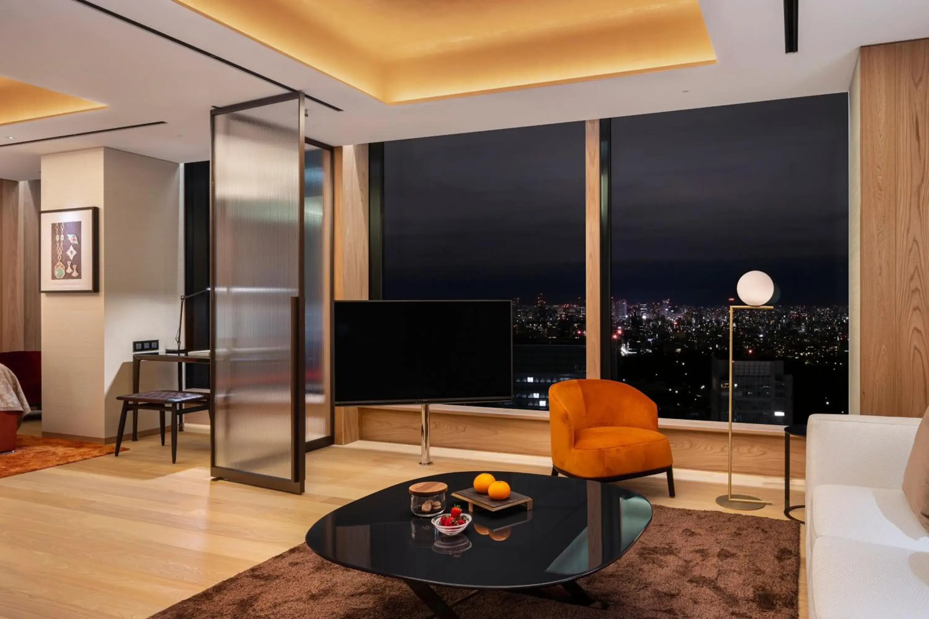 Living room, TV/Entertainment Center in Bulgari Hotel Tokyo
