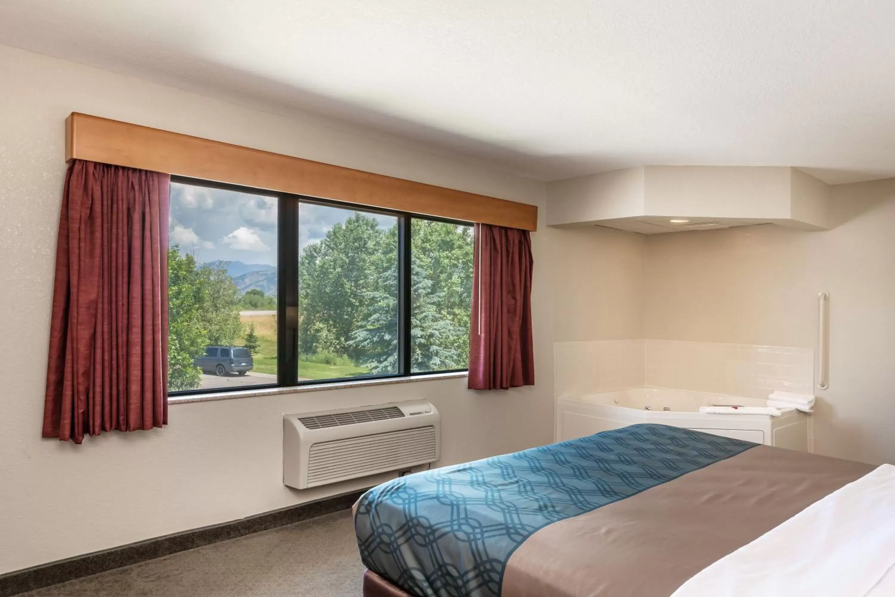 Mountain view, Bed in MountainView Lodge and Suites