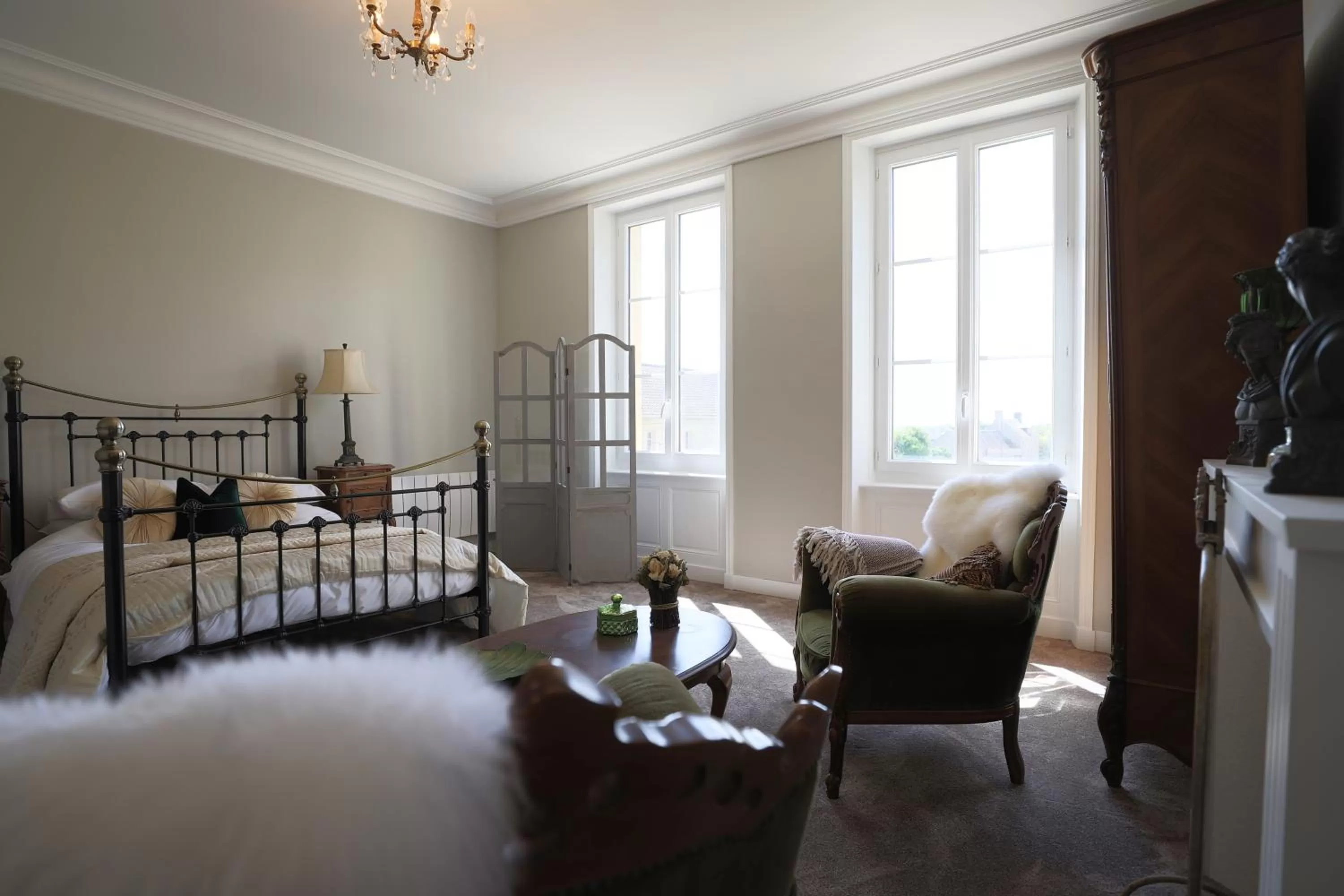 Bedroom, Seating Area in Le Bourg