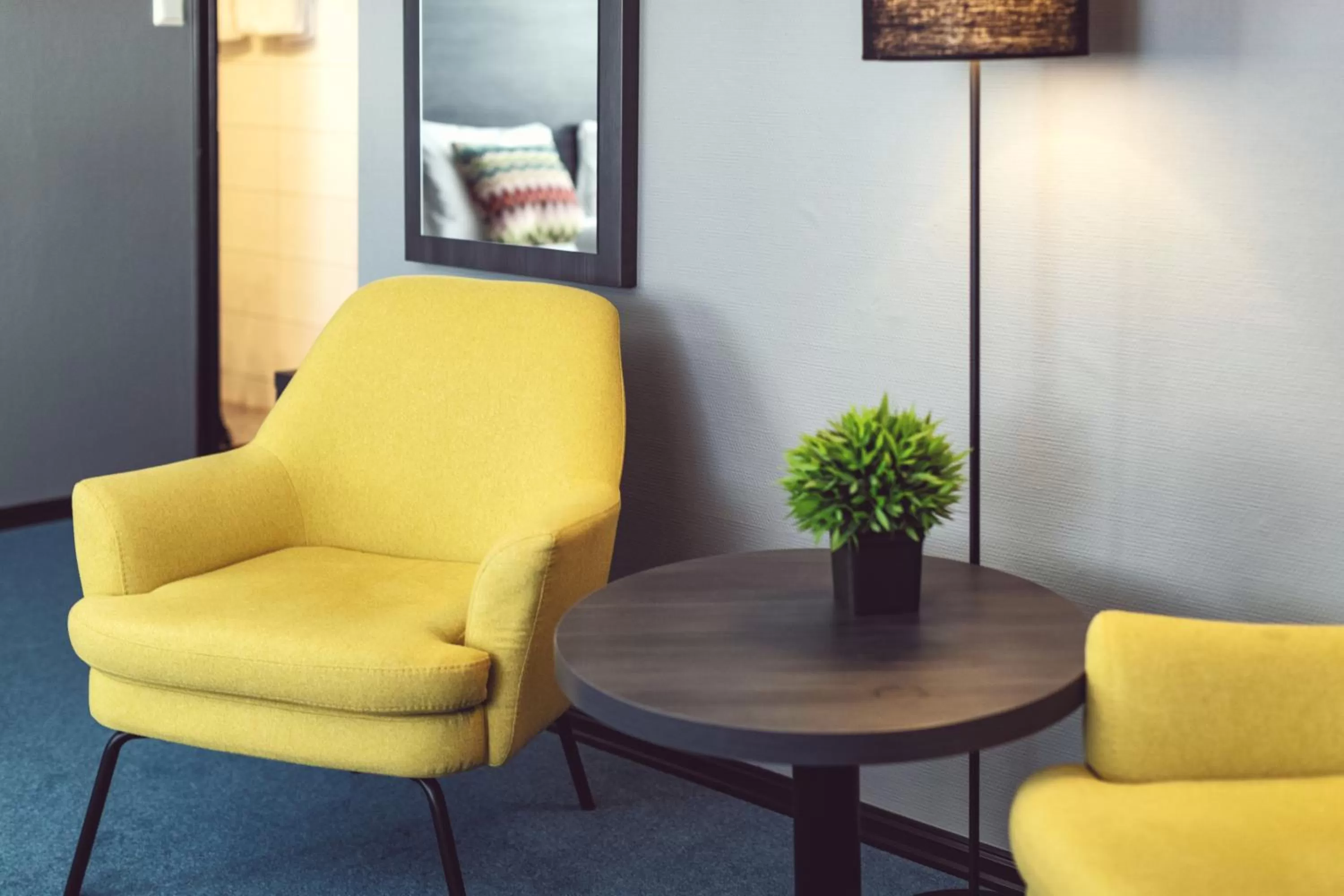 Seating area in Hotel Haugesund