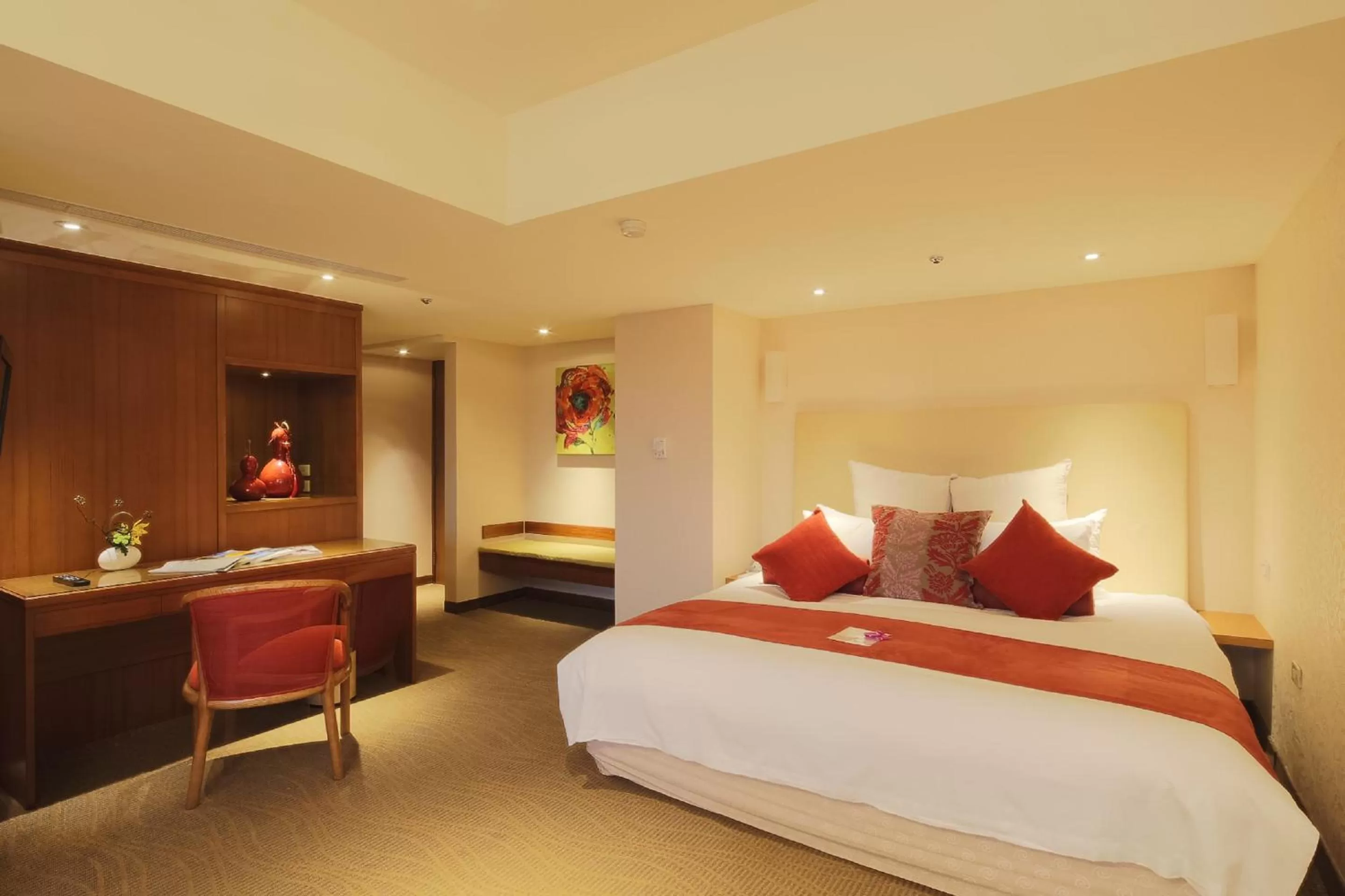 Bedroom, Bed in Hotel Riverview Taipei