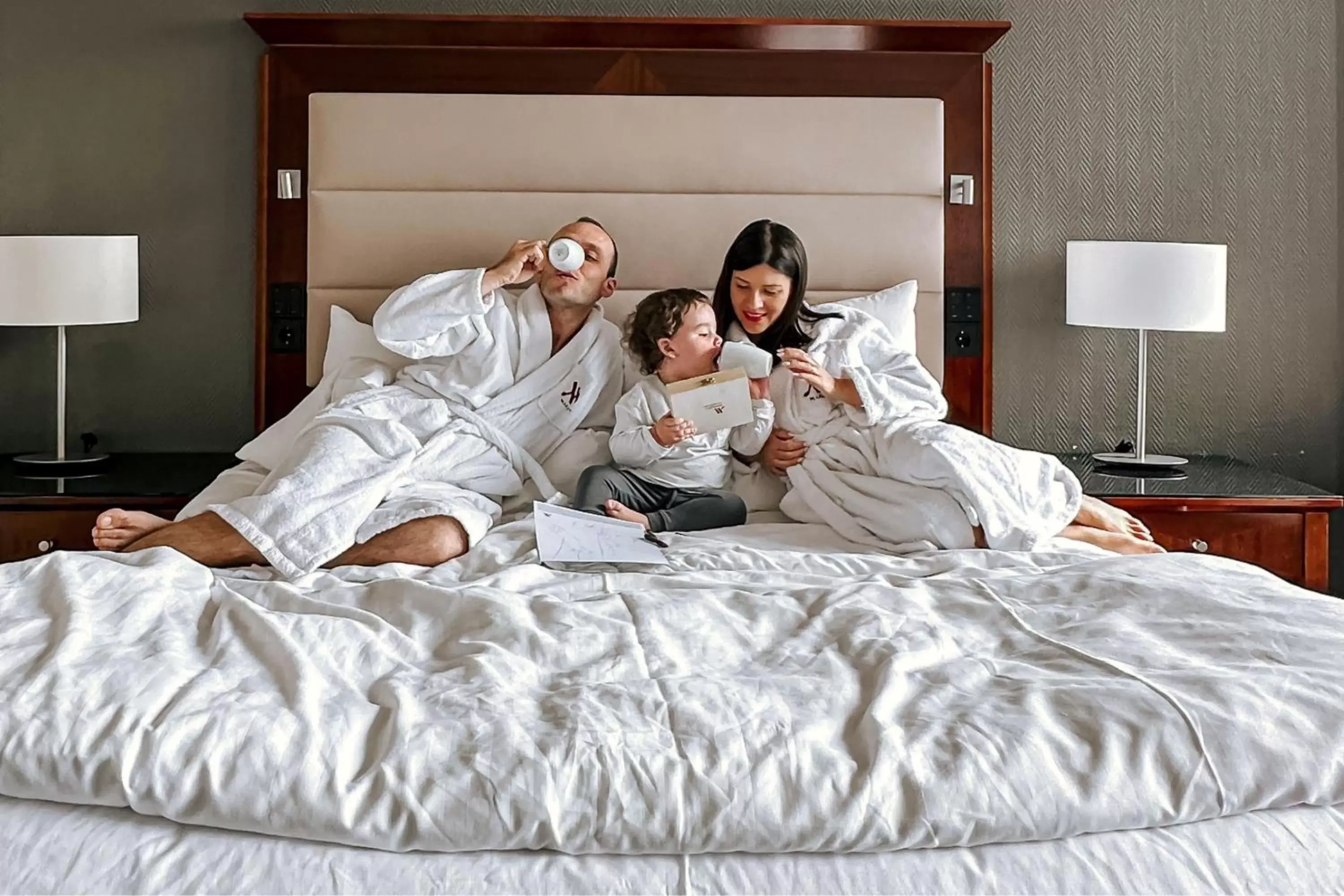 Photo of the whole room, Family in Frankfurt Marriott Hotel