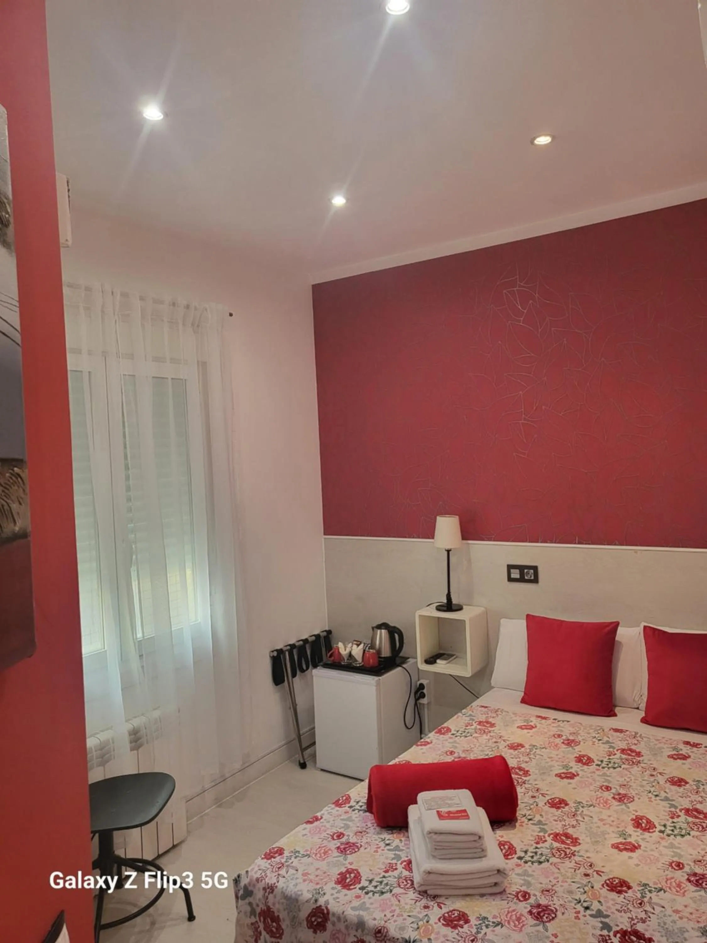 Photo of the whole room, Bed in Hostal Inn Madrid