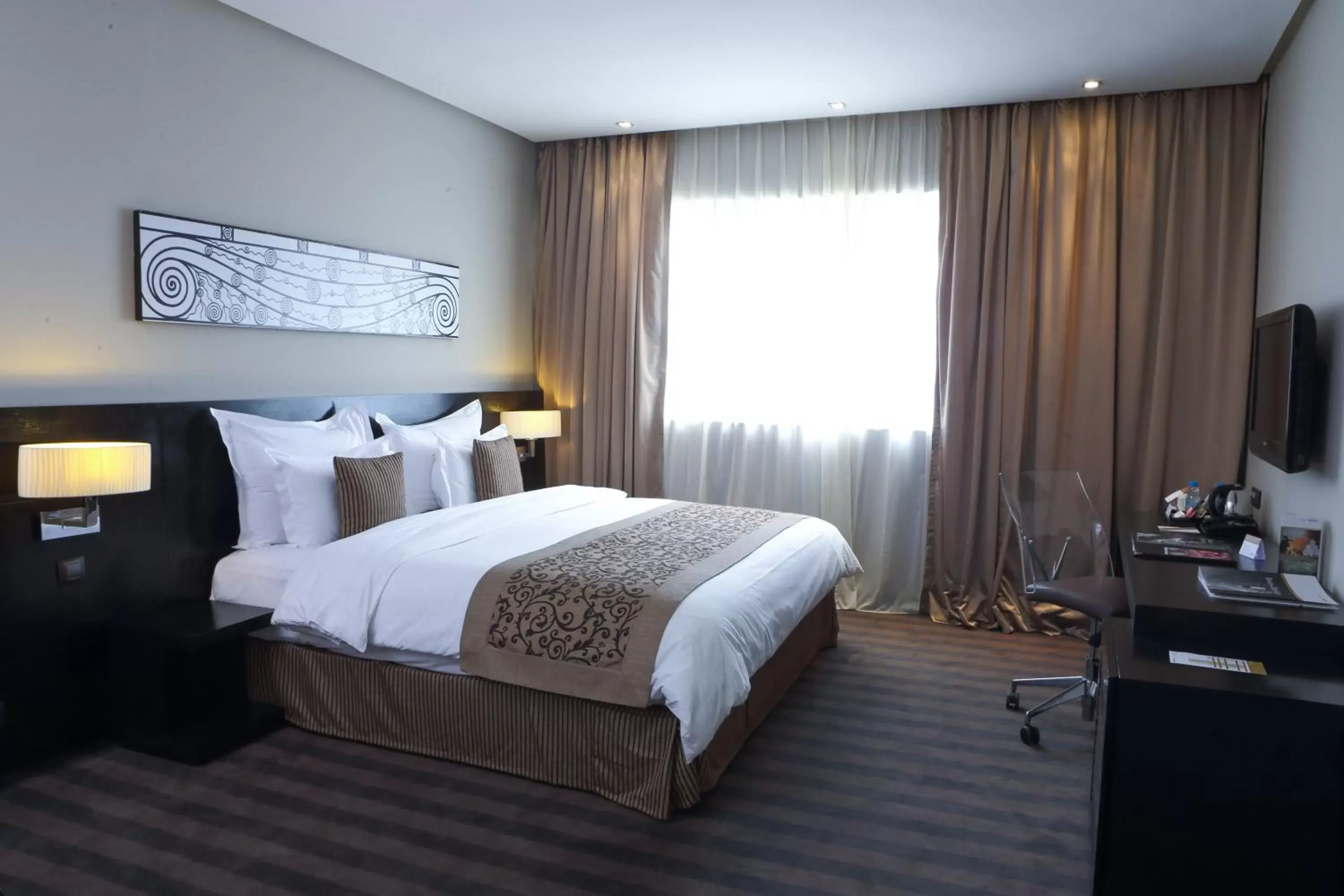 Photo of the whole room, Bed in Mövenpick Hotel Casablanca