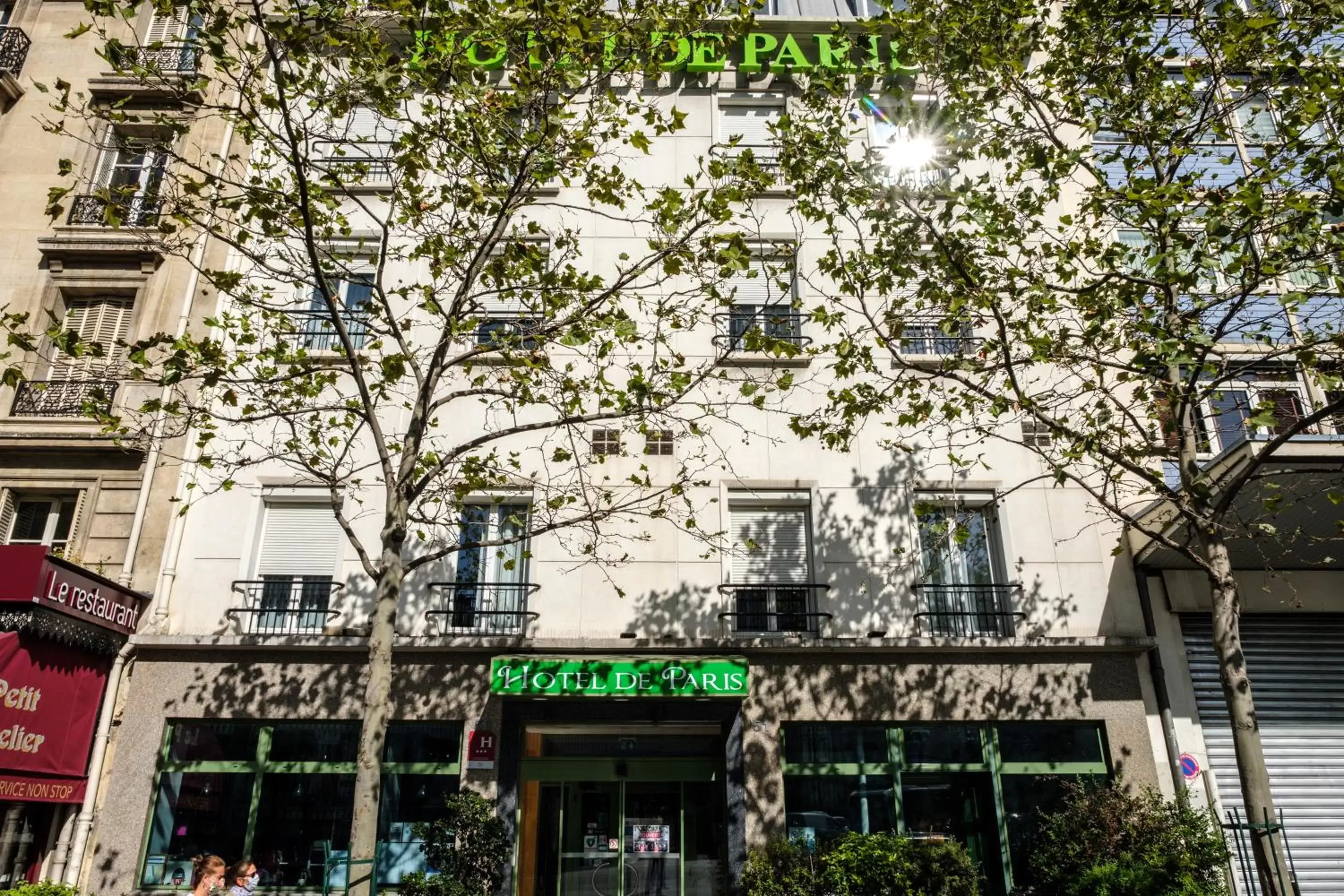 Facade/entrance, Property Building in HOTEL DE PARIS MONTPARNASSE