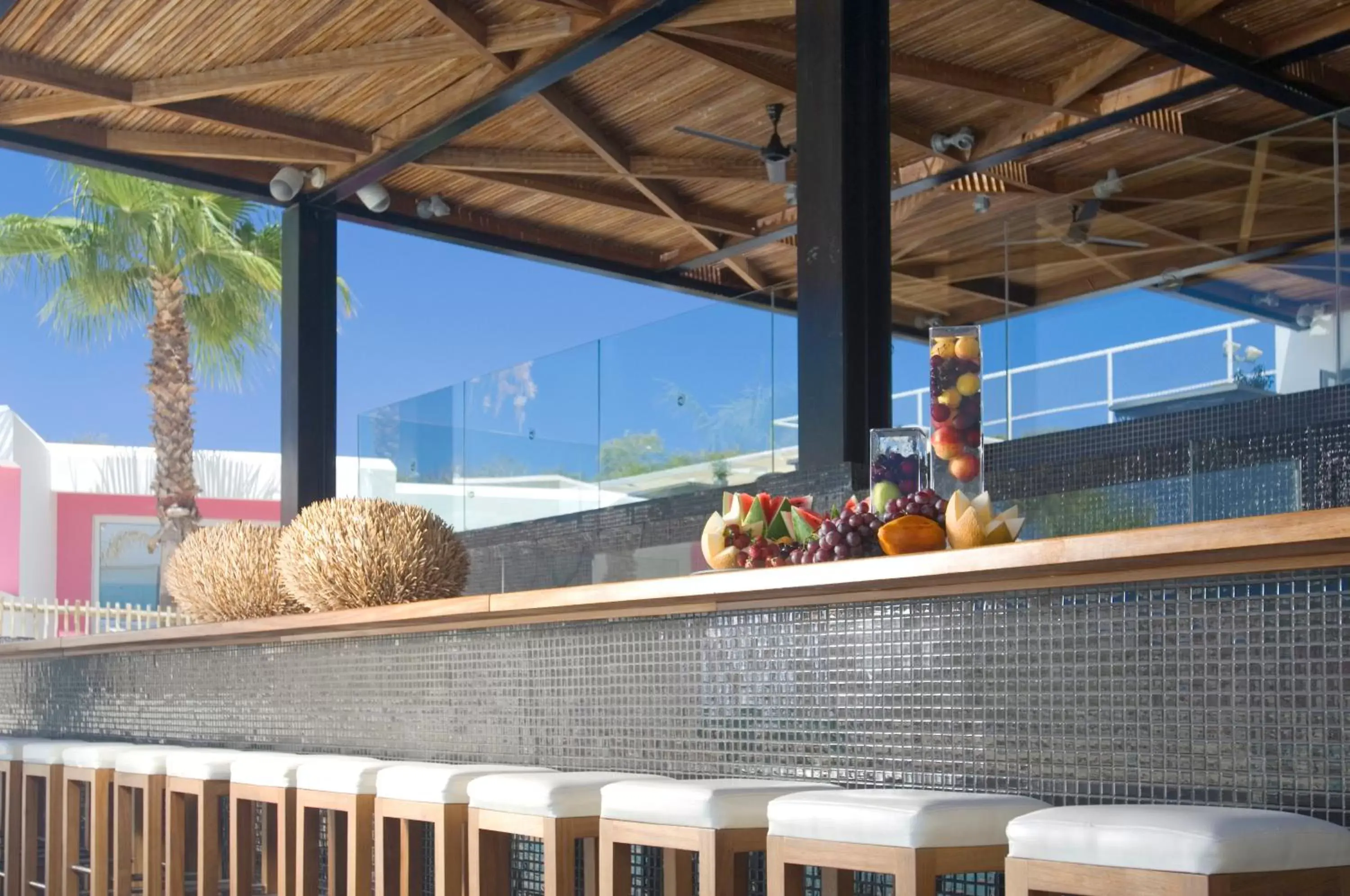 Lounge or bar in Napa Mermaid Hotel & Suites Lounge or bar in Napa Mermaid Hotel & Suites