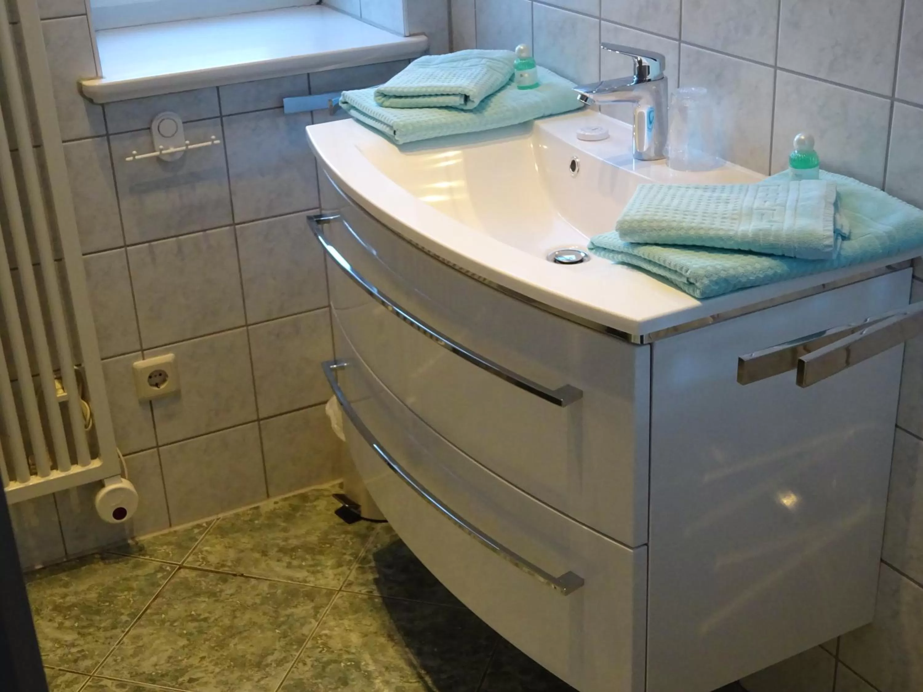 Bathroom in Hotel Pension Zur Fährbrücke