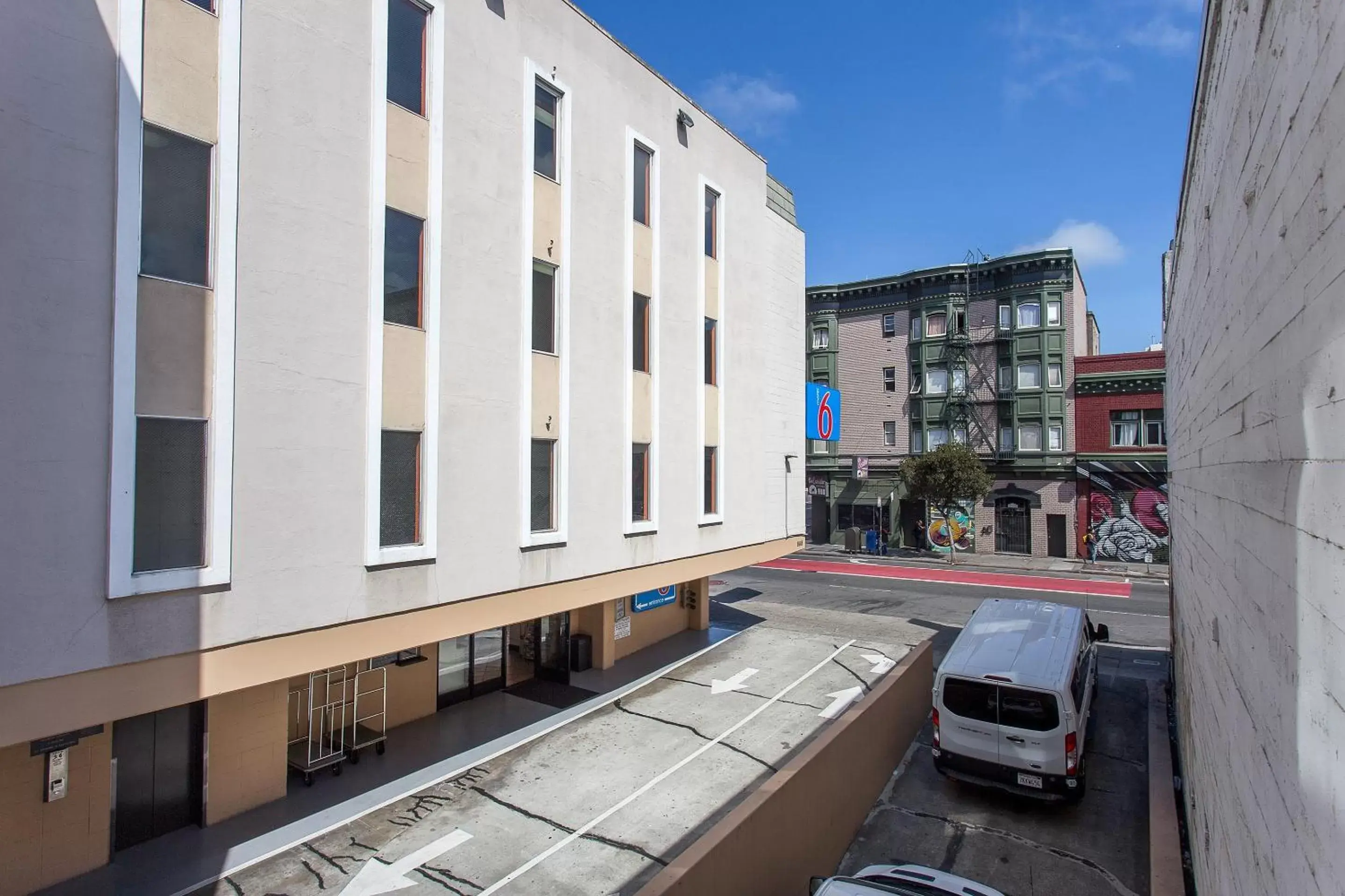 Property building in Motel 6 San Francisco Downtown