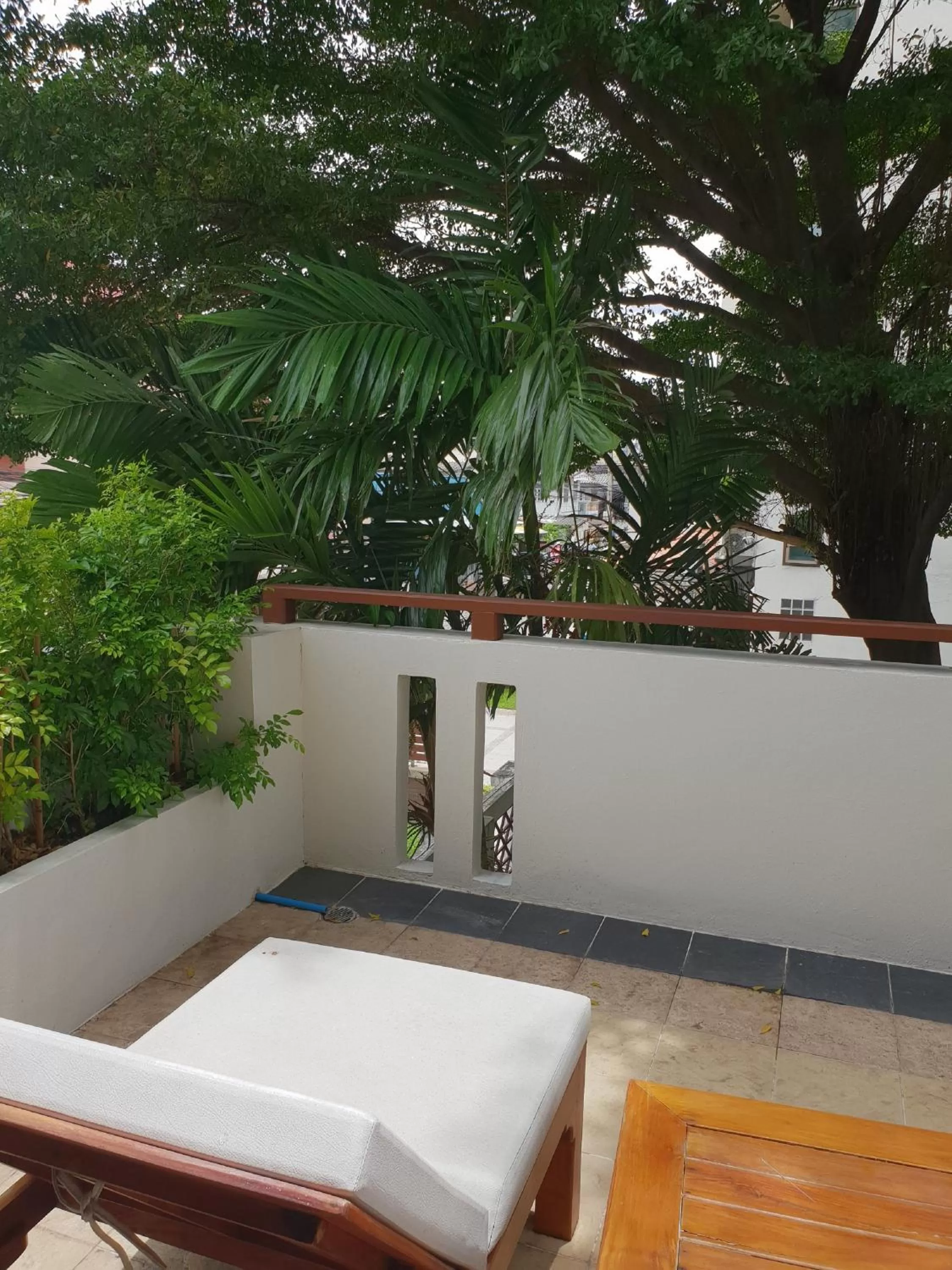 Deluxe Grand Terrace - 1 Bedroom in Lasalle Suites Hotel & Residence