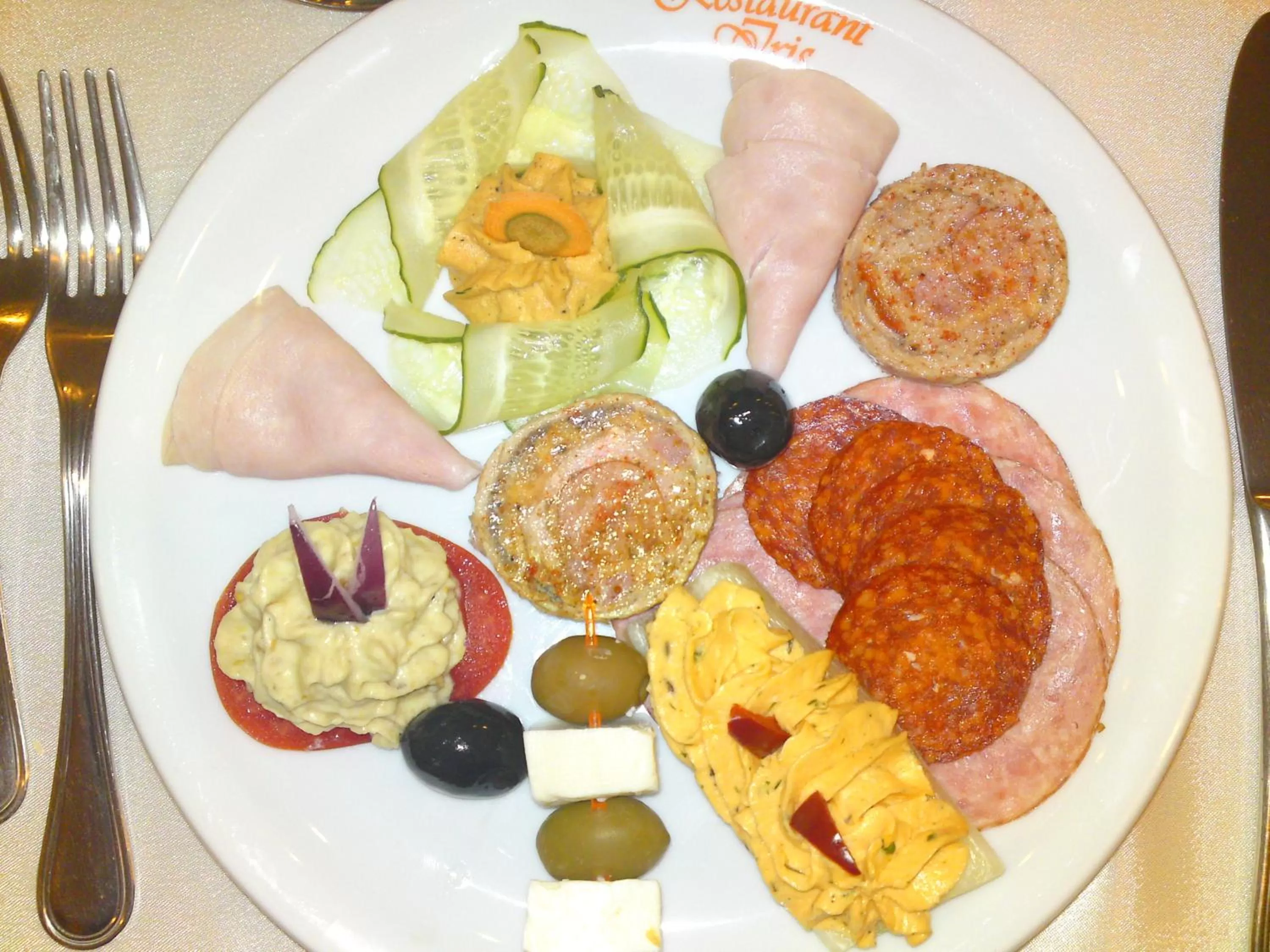 Food and drinks in Hotel Iris