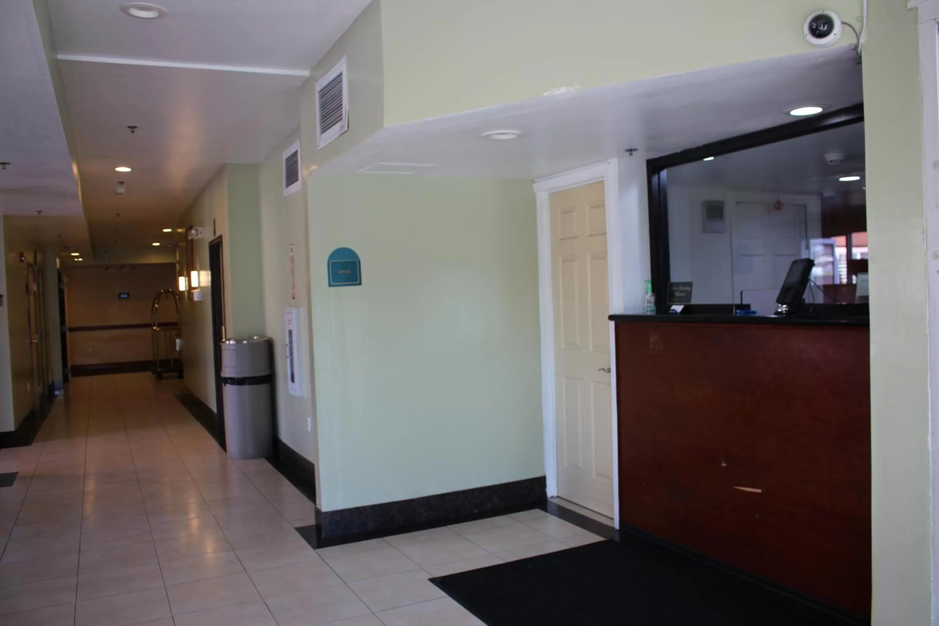 Rodeway Inn & Suites Hayward - Oakland South