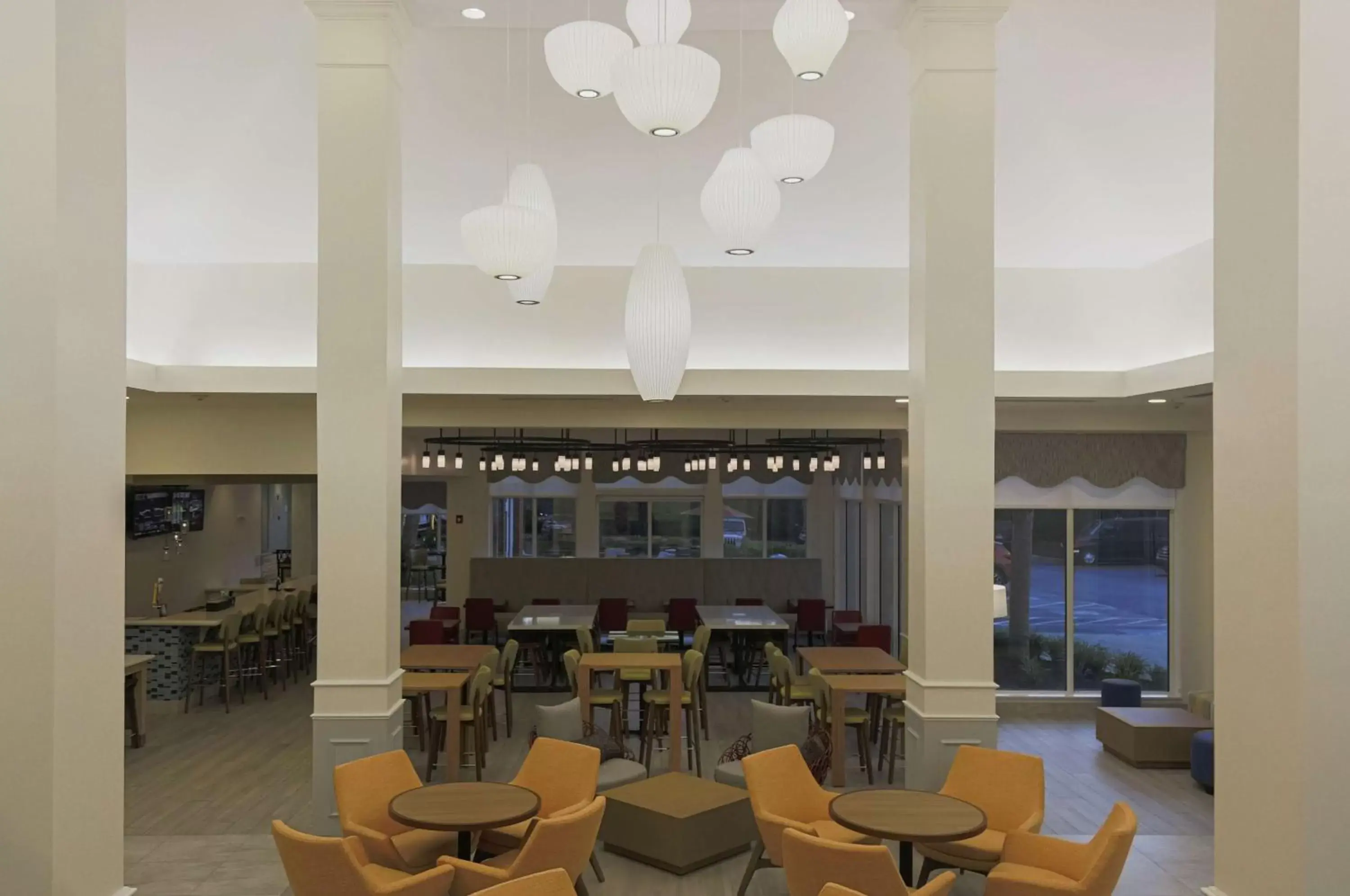 Restaurant/places to eat, Lounge/Bar in Hilton Garden Inn Myrtle Beach/Coastal Grand Mall