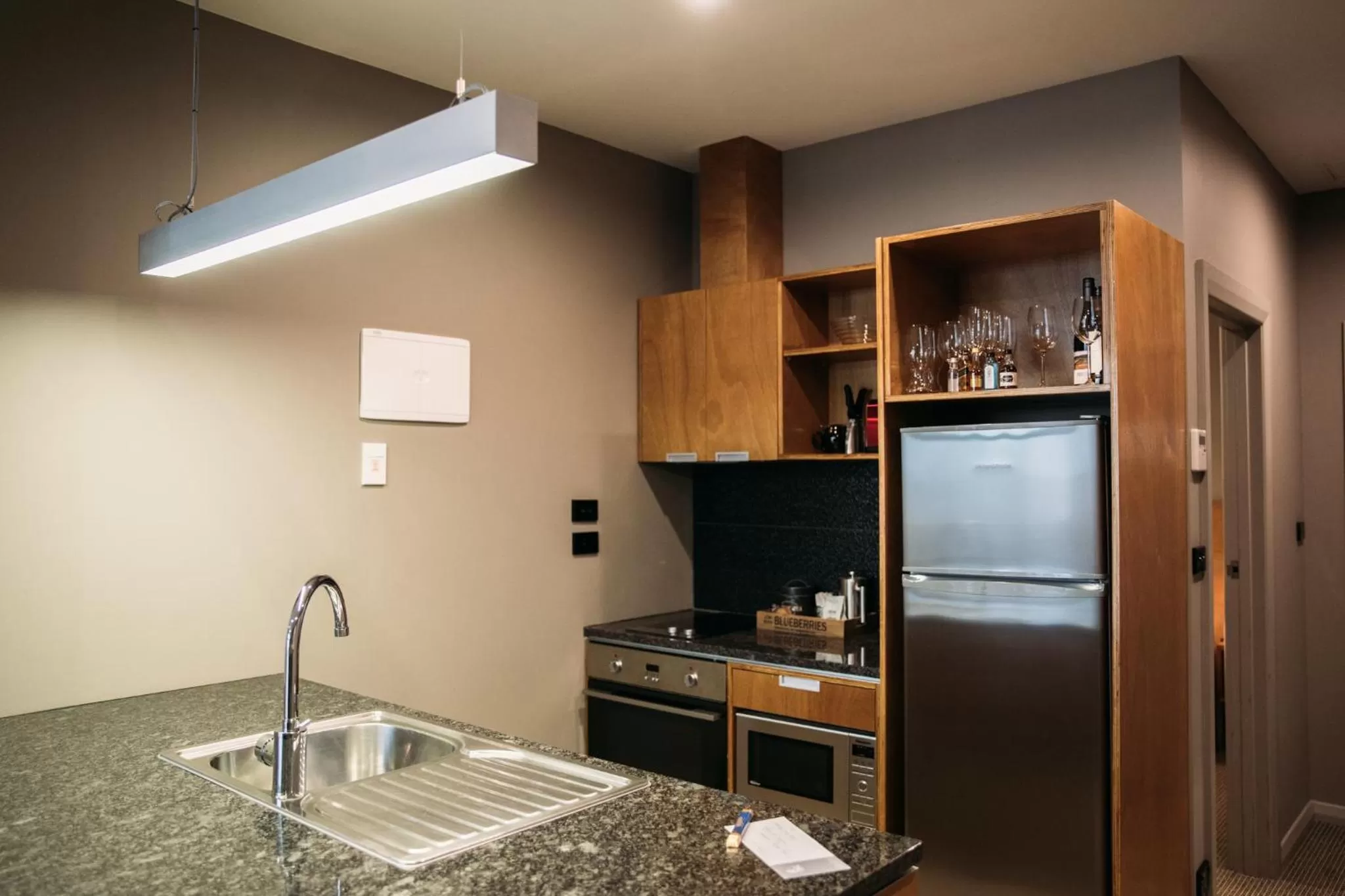 Coffee/tea facilities in King and Queen Hotel Suites