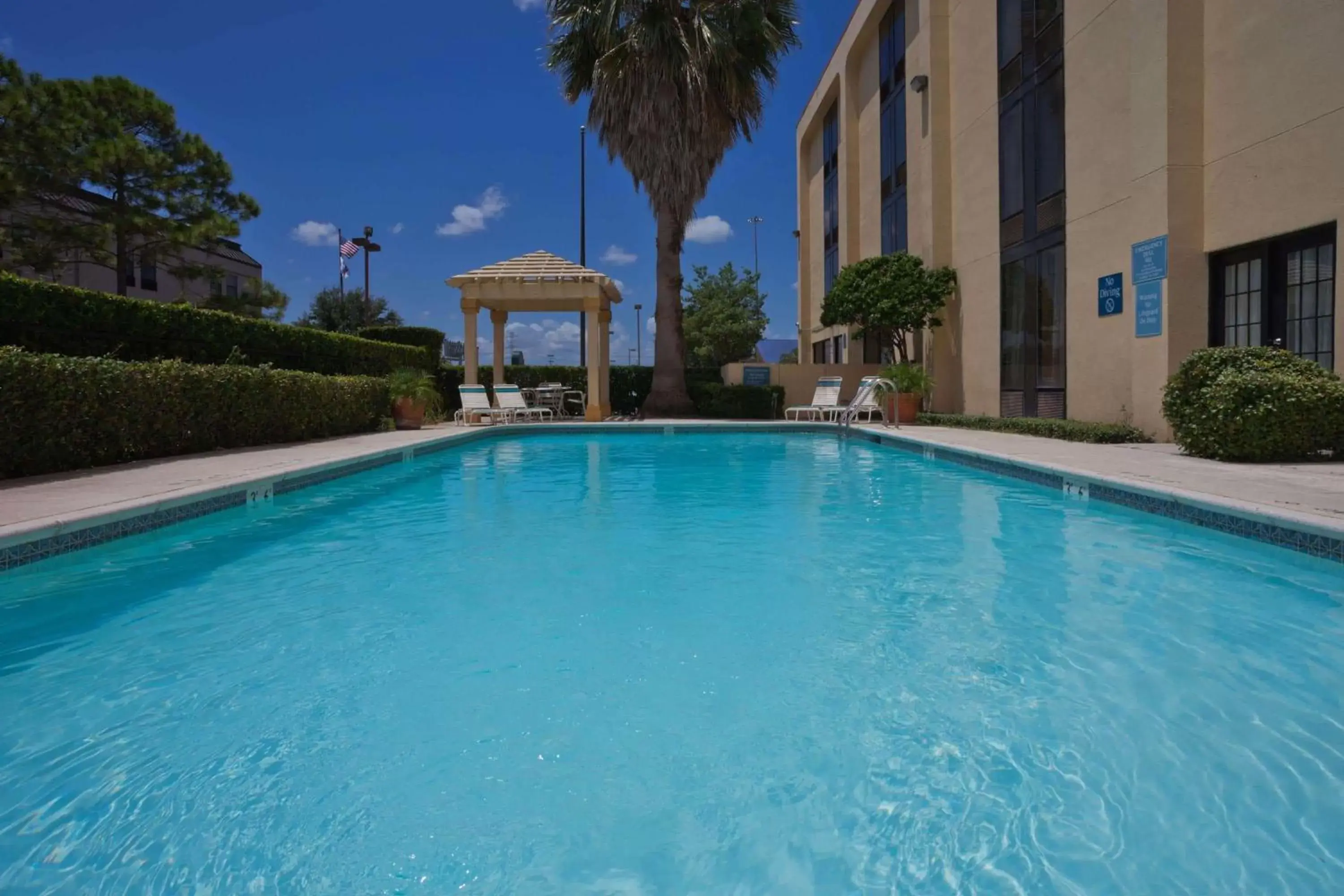 On site, Swimming Pool in La Quinta by Wyndham Houston Stafford Sugarland