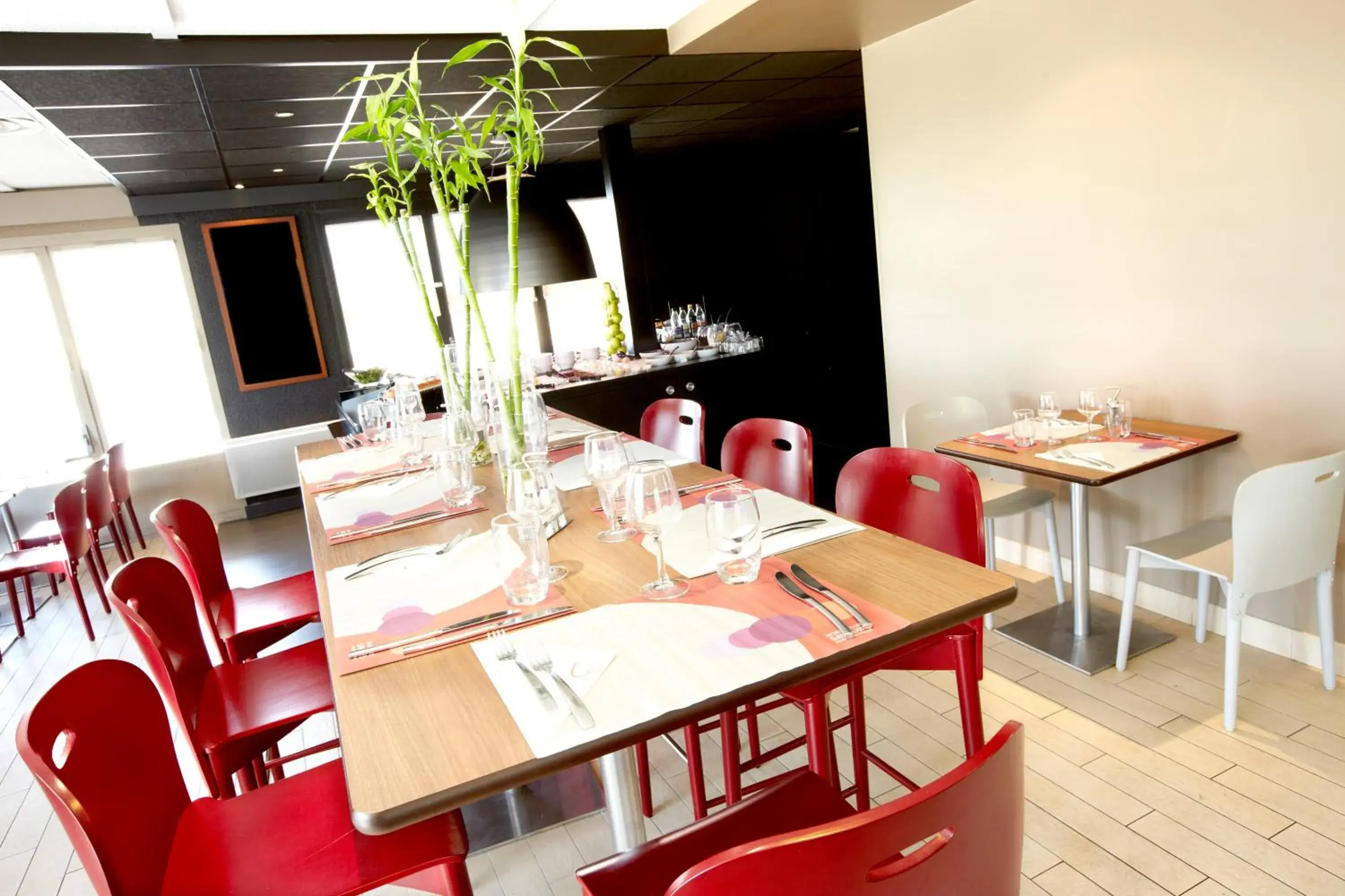 Restaurant/places to eat in Campanile Salon-De-Provence Restaurant/places to eat in Campanile Salon-De-Provence