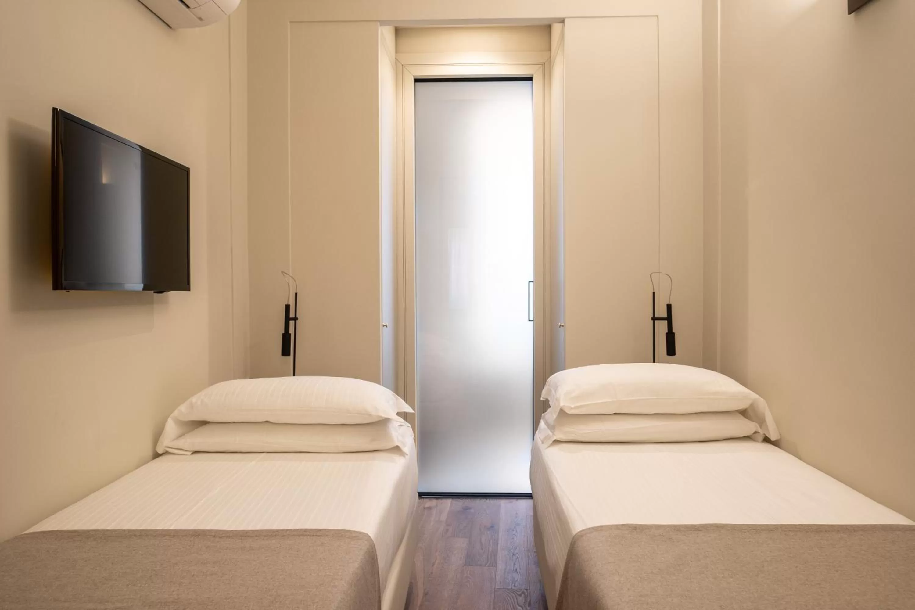 Bed in Hotel Smeraldo