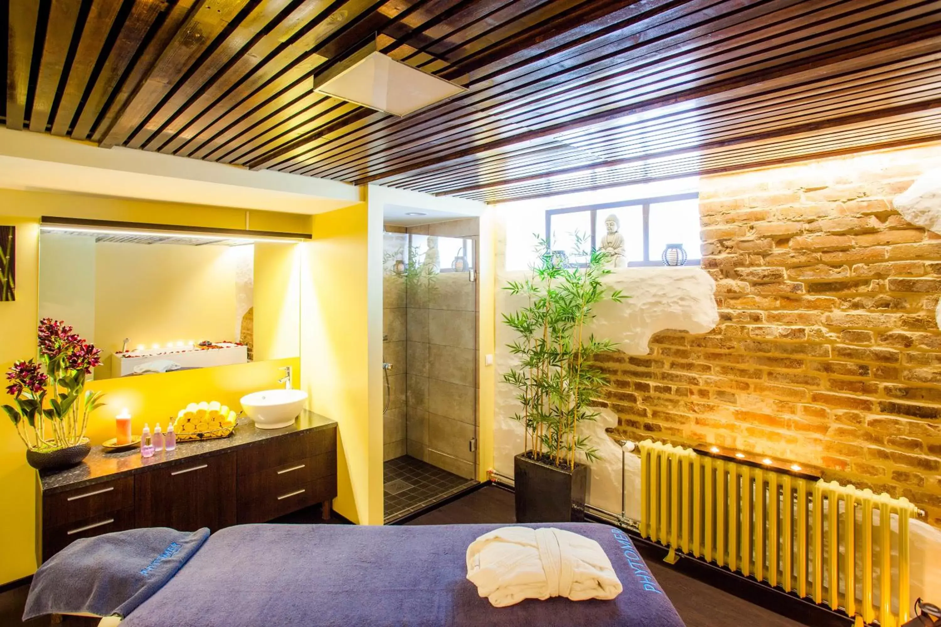 Spa and wellness centre/facilities, Bed in Kreutzwald Hotel Tallinn