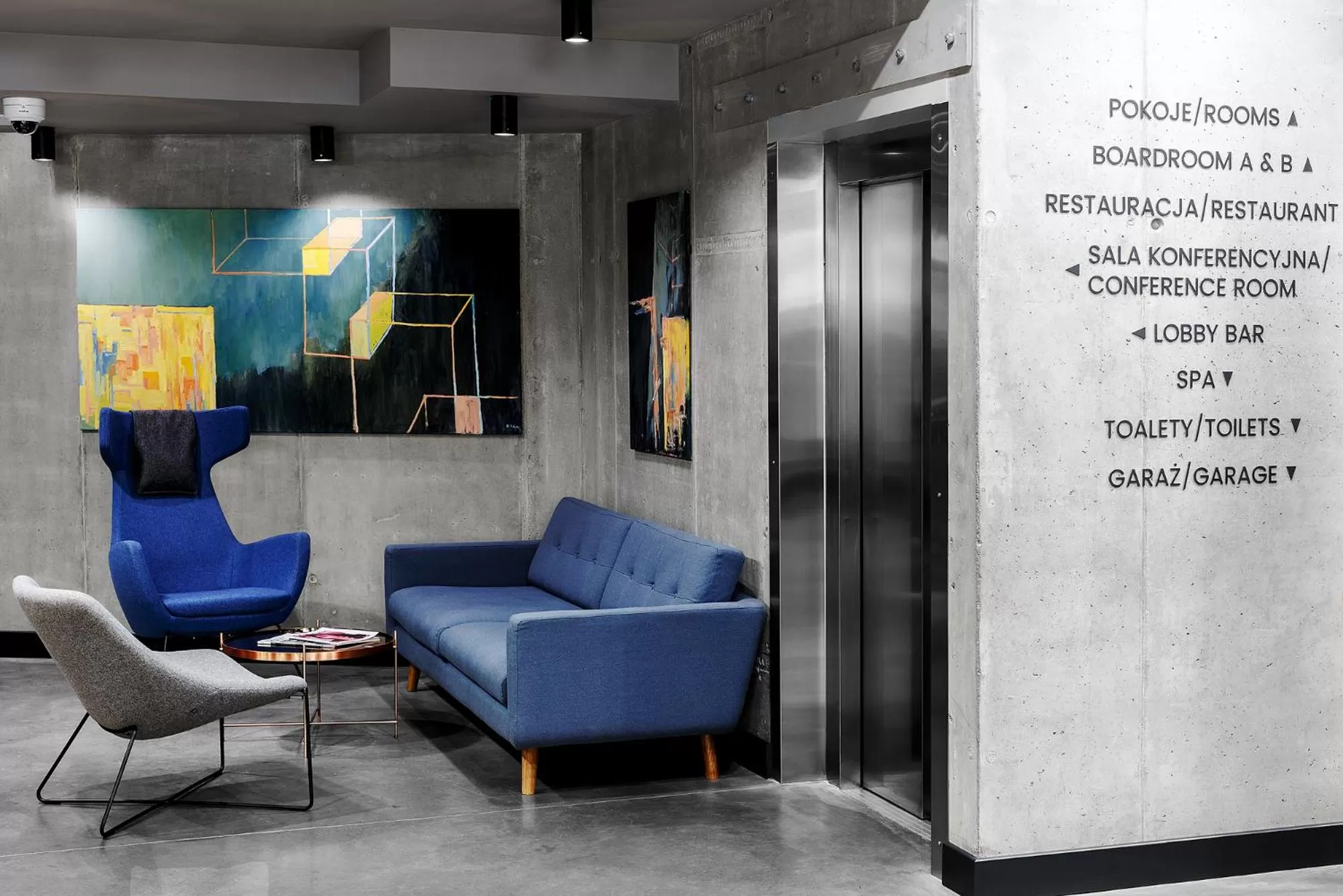 Lobby or reception in Lwowska 1