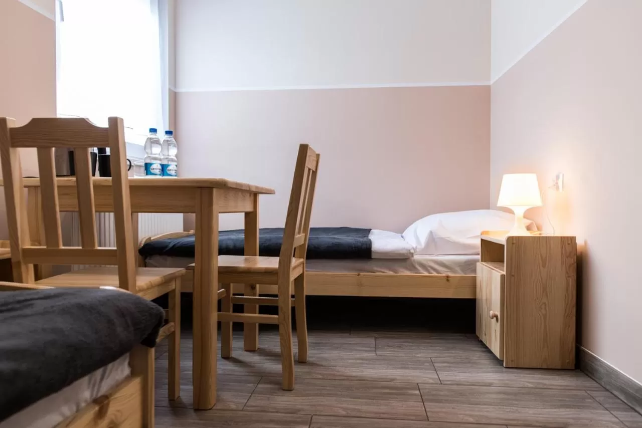 Bed in Dom Wycieczkowy "Na stadionie"