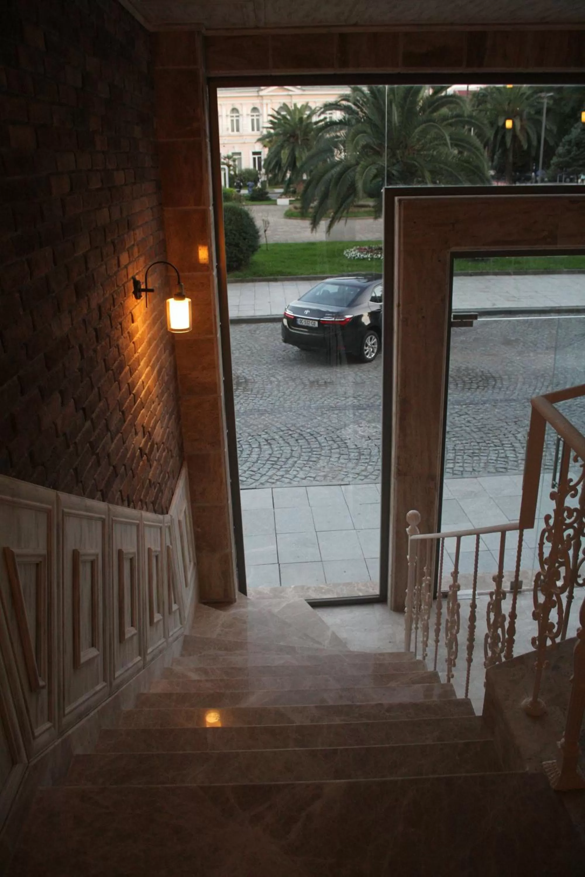 MELINI Boutique Hotel