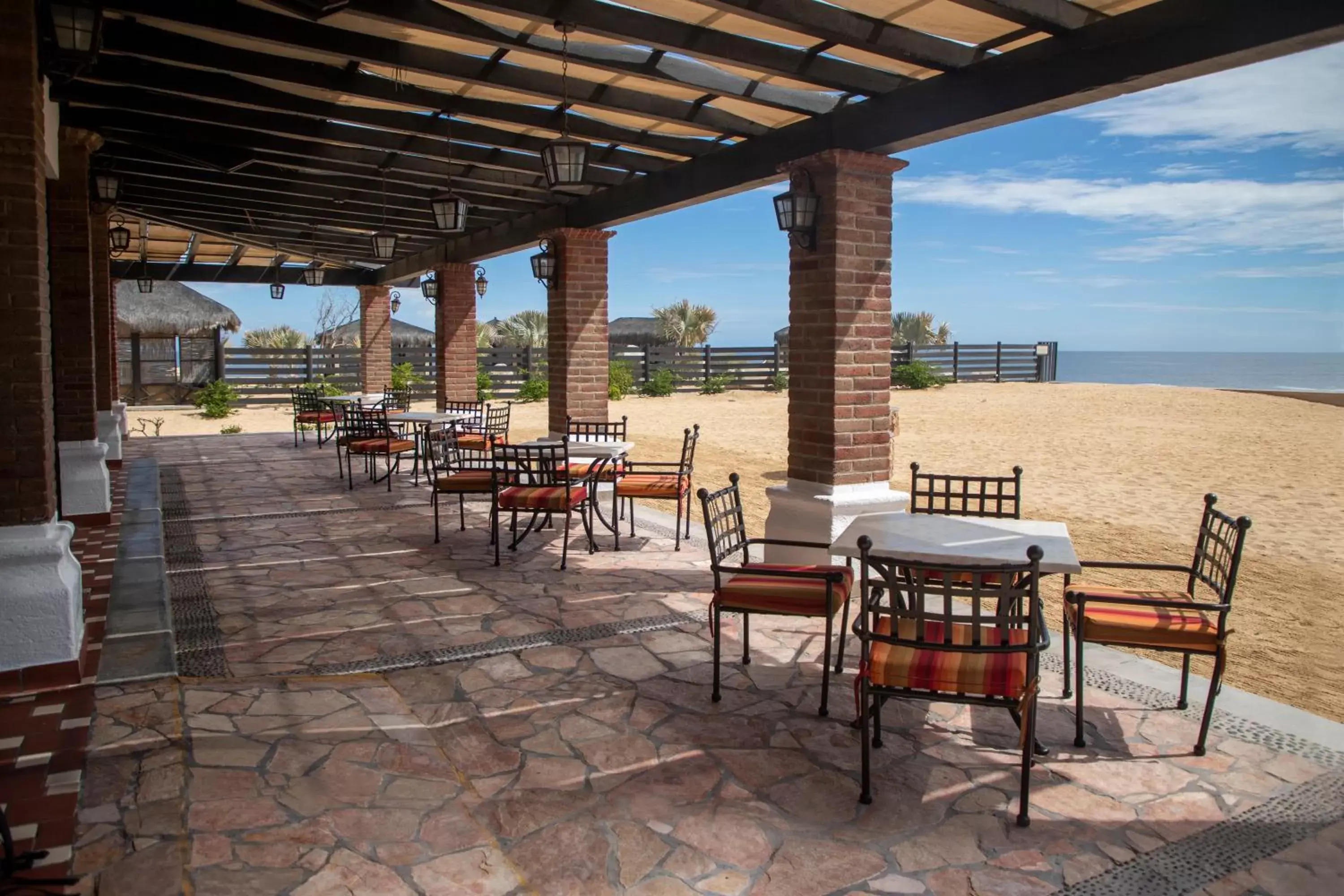 Restaurant/places to eat in Solmar Resort Optional All Inclusive Restaurant/places to eat in Solmar Resort Optional All Inclusive