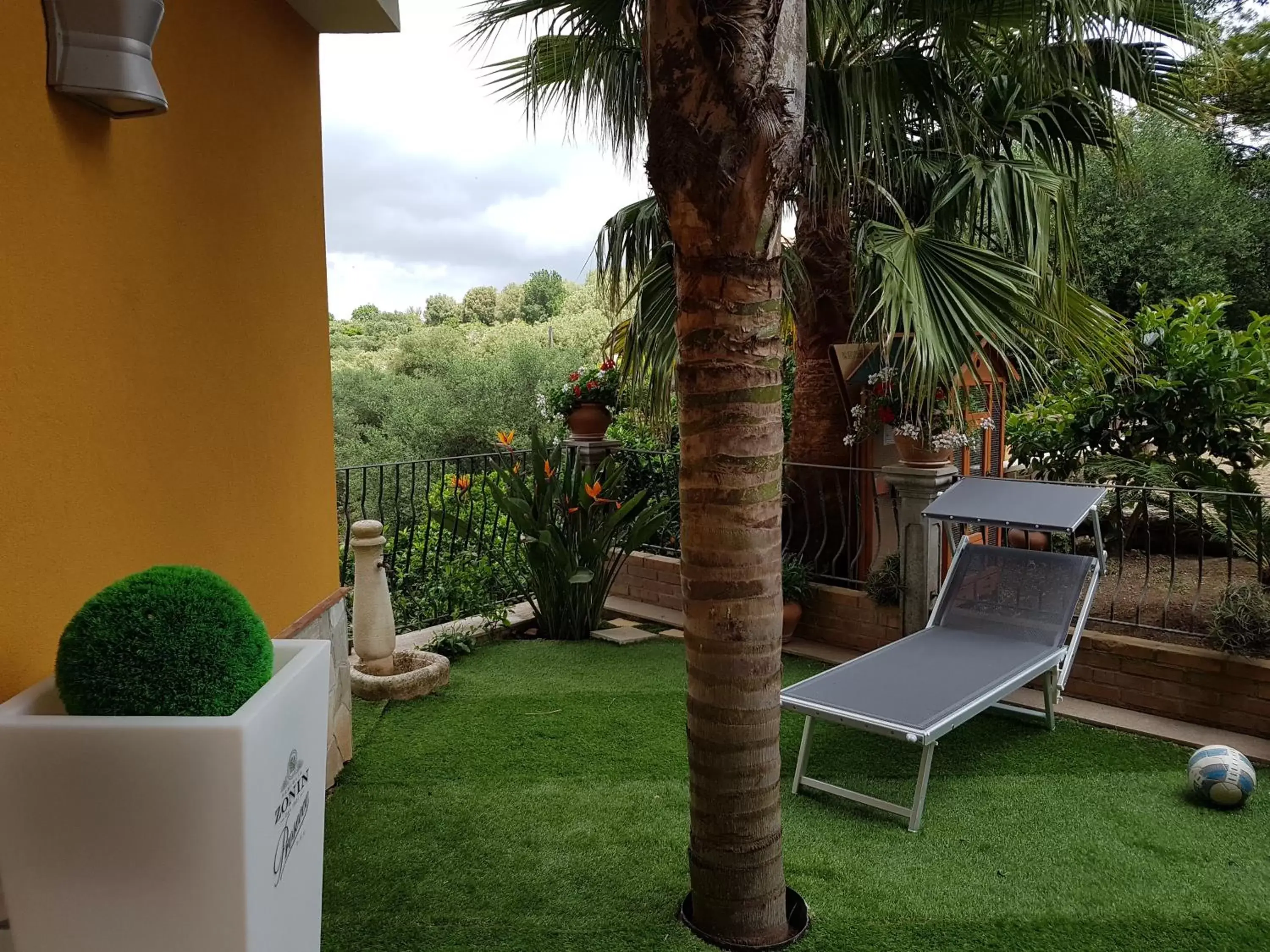 Patio, Garden in San Pietro