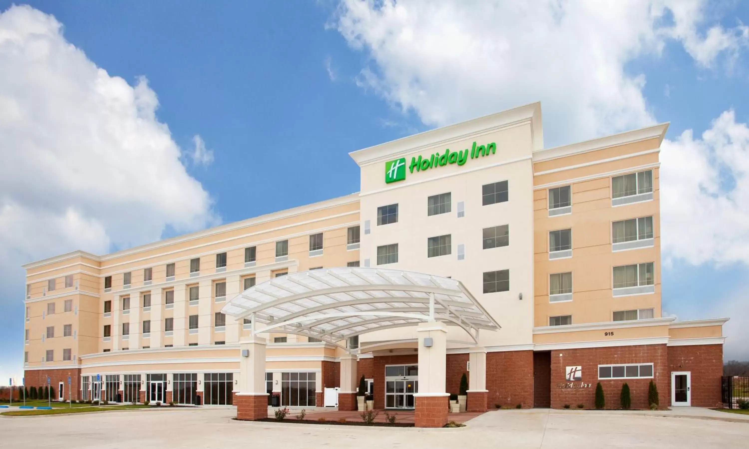 Property building in Holiday Inn Columbia East, an IHG Hotel