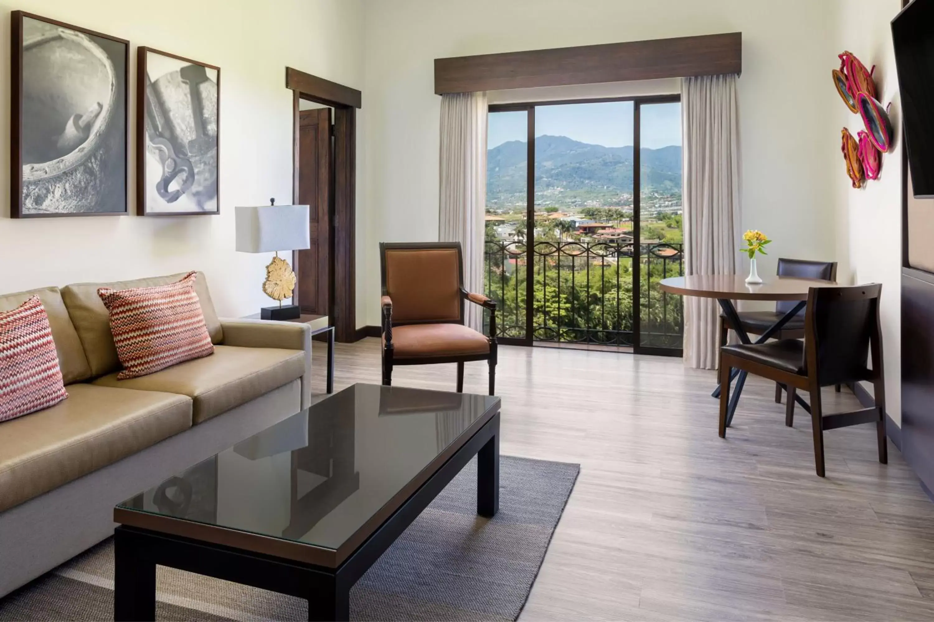 Living room, Seating Area in Costa Rica Marriott Hotel Hacienda Belen