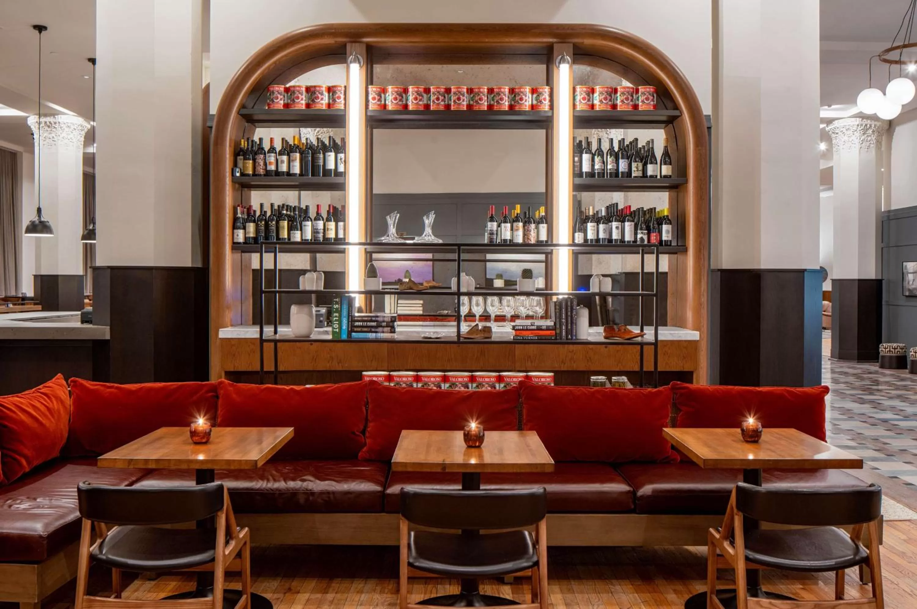 Restaurant/places to eat in The Last Hotel