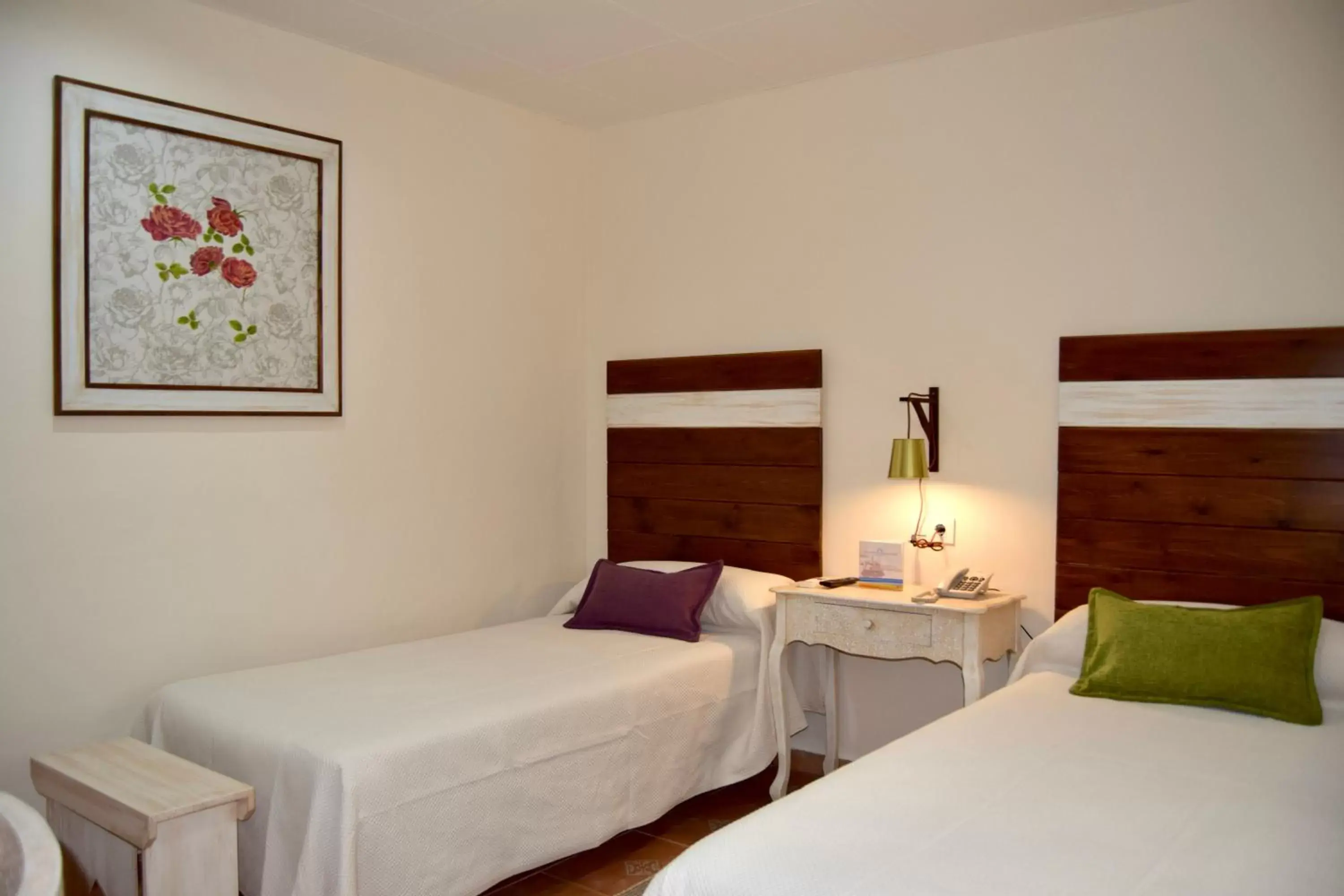 Photo of the whole room, Bed in Puerta de Algadir