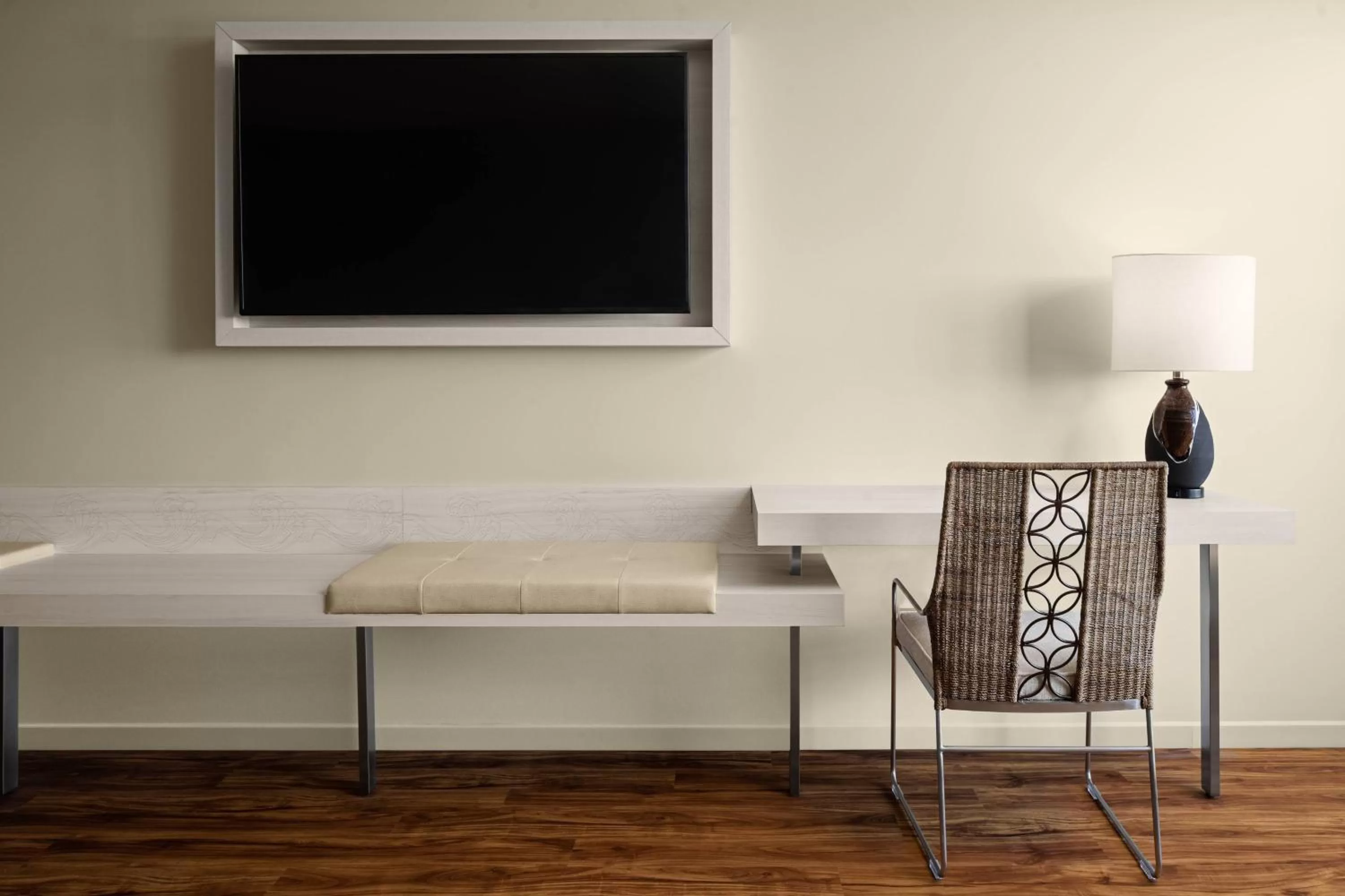 Suite with 1 King bed, ocean view and balcony in AC Hotel by Marriott Maui Wailea