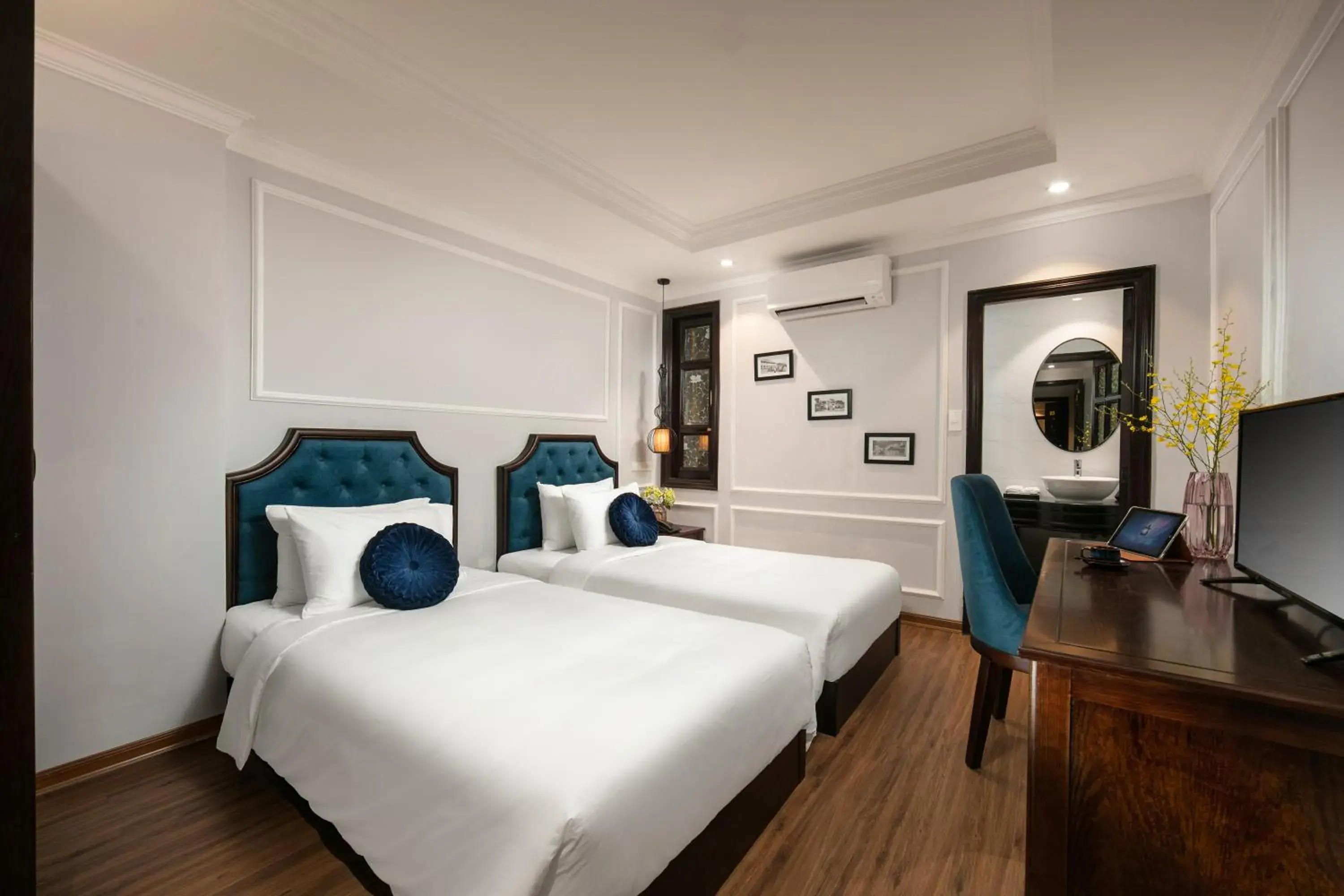 Photo of the whole room, Bed in Maya Boutique Hotel & Spa Photo of the whole room, Bed in Maya Boutique Hotel & Spa