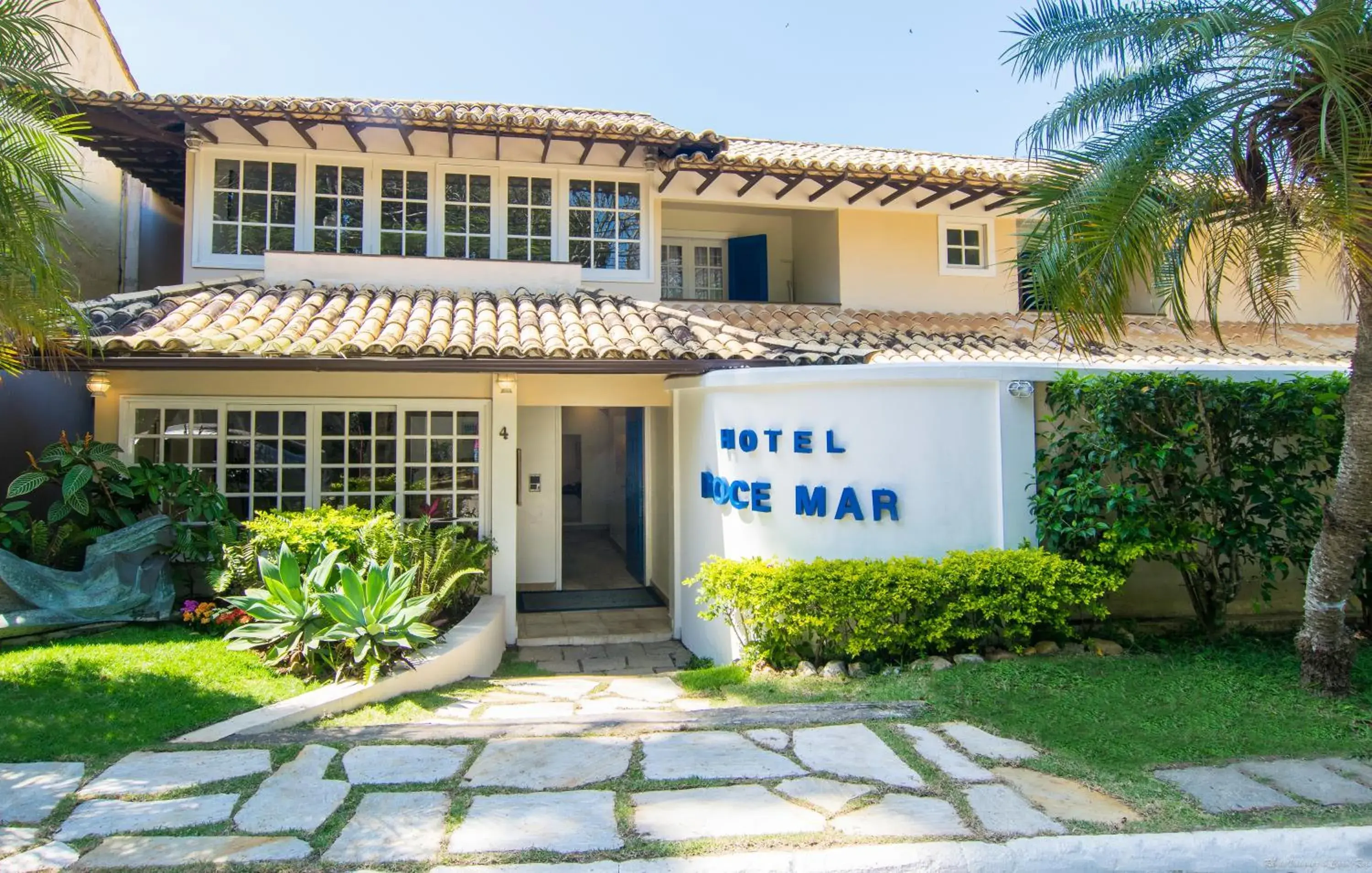 Facade/entrance, Property Building in Hotel Doce Mar