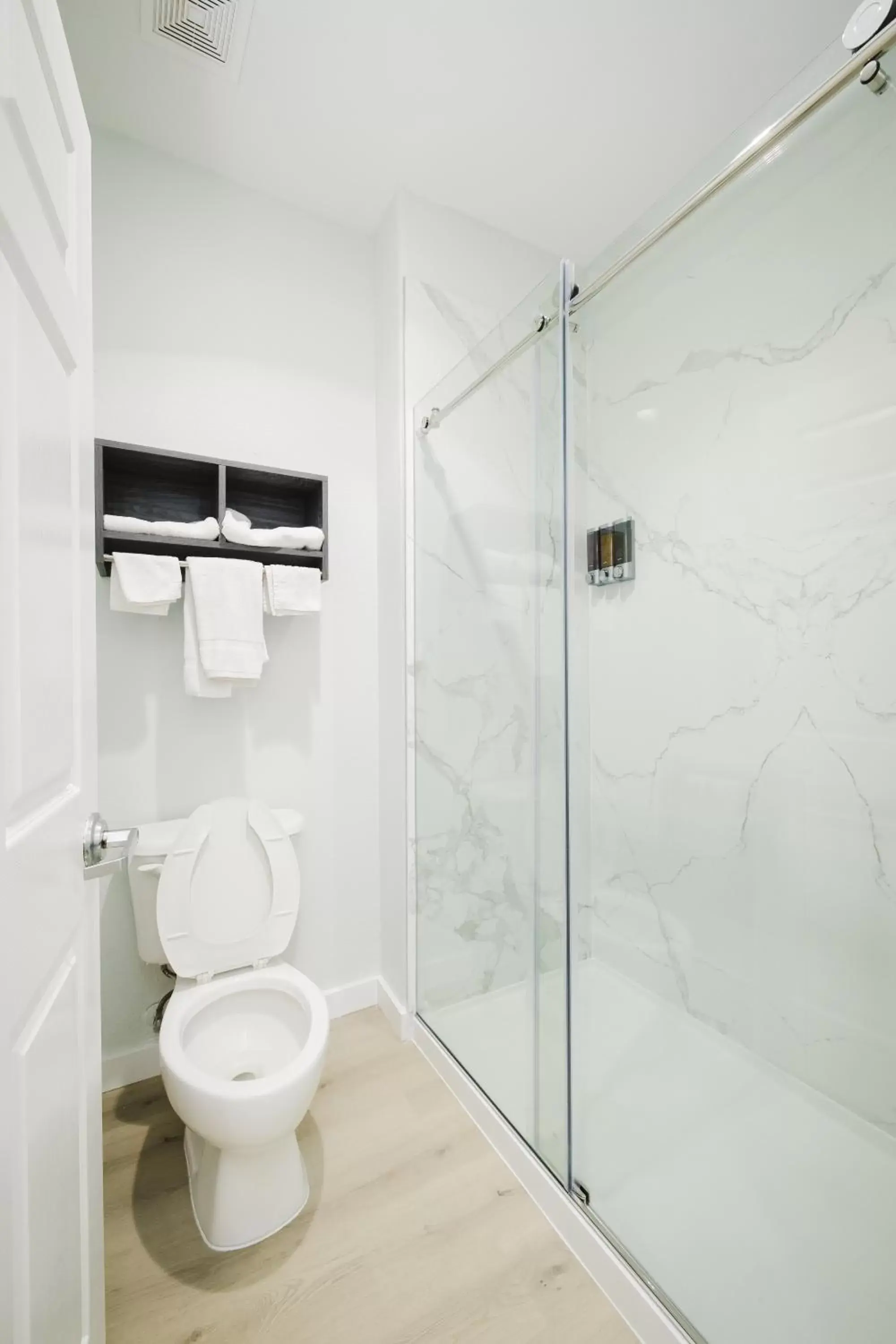 Shower, Bathroom in Sapphire Inn & Suites