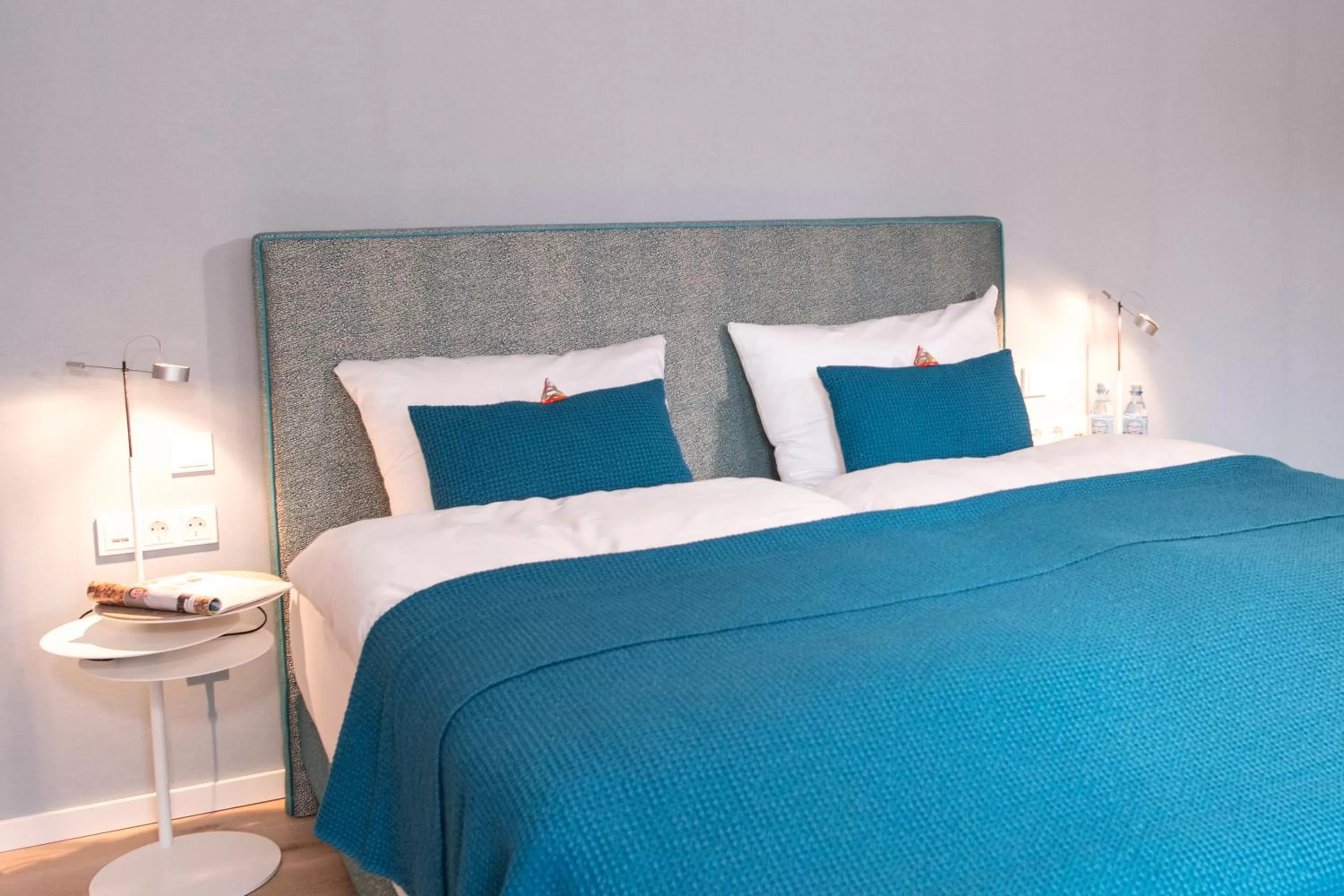 Photo of the whole room, Bed in Visbeker Deern Hotel Garni