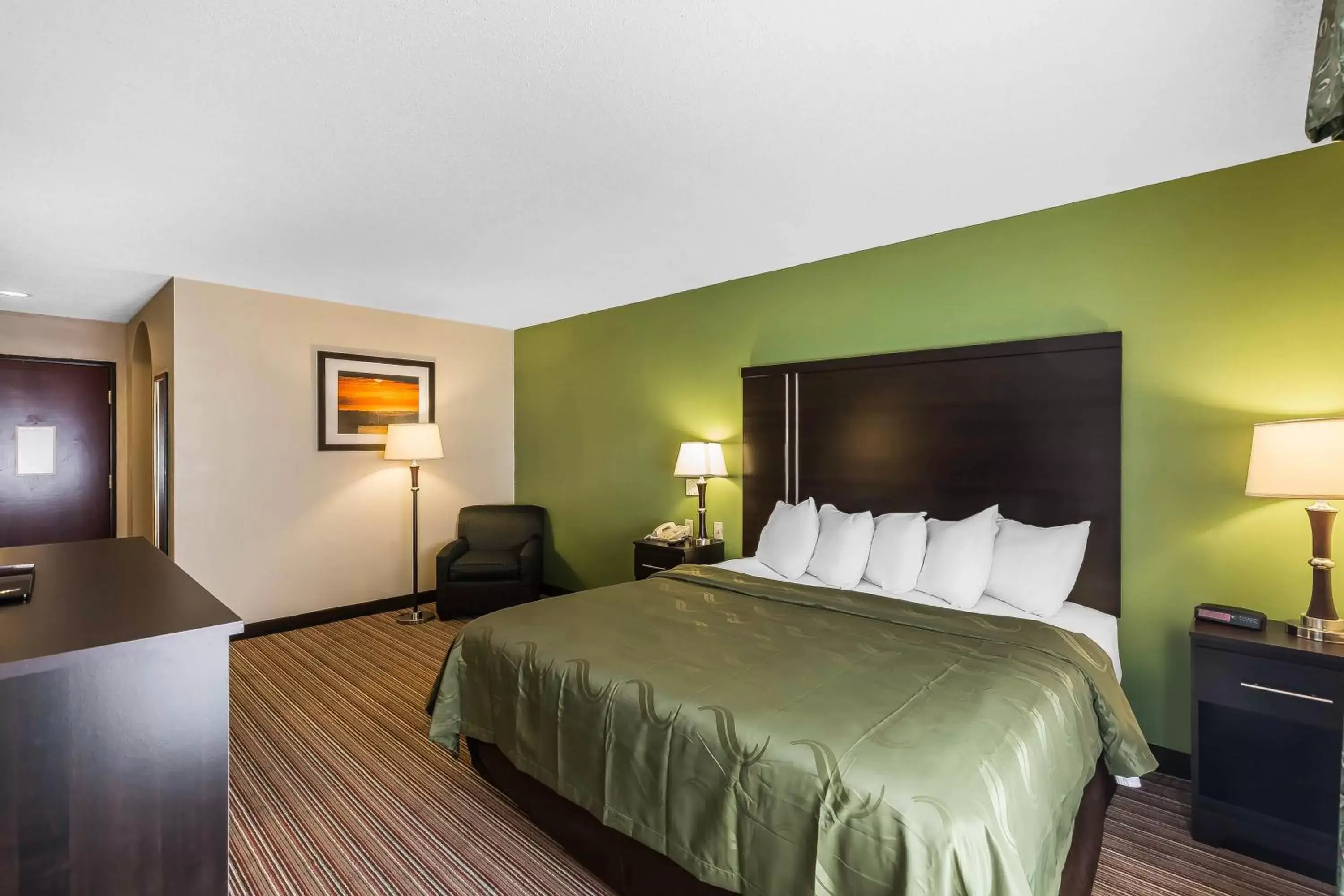 King Room - Non-Smoking in Quality Inn & Suites Granbury