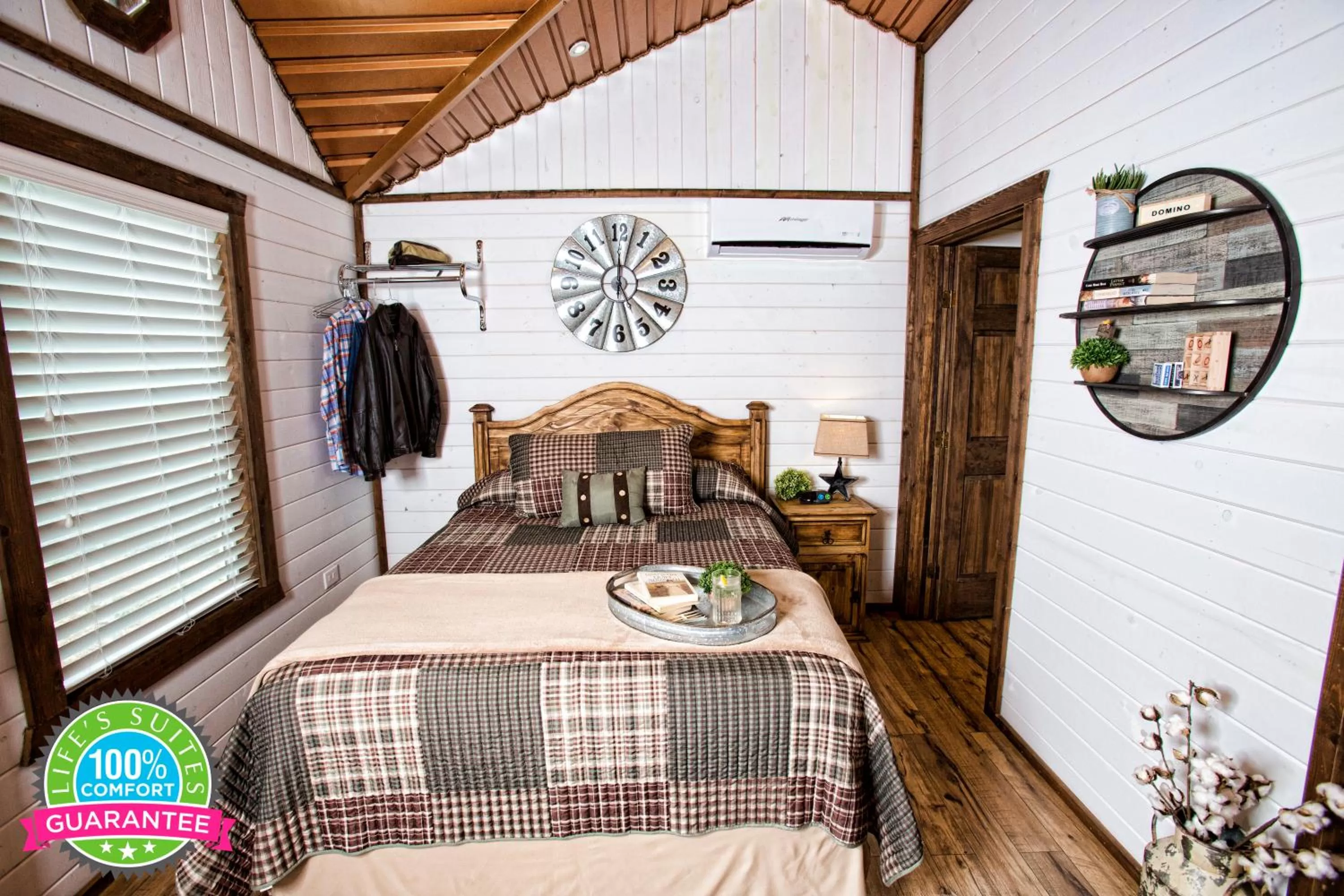 Bedroom, Bed in Life's Suites