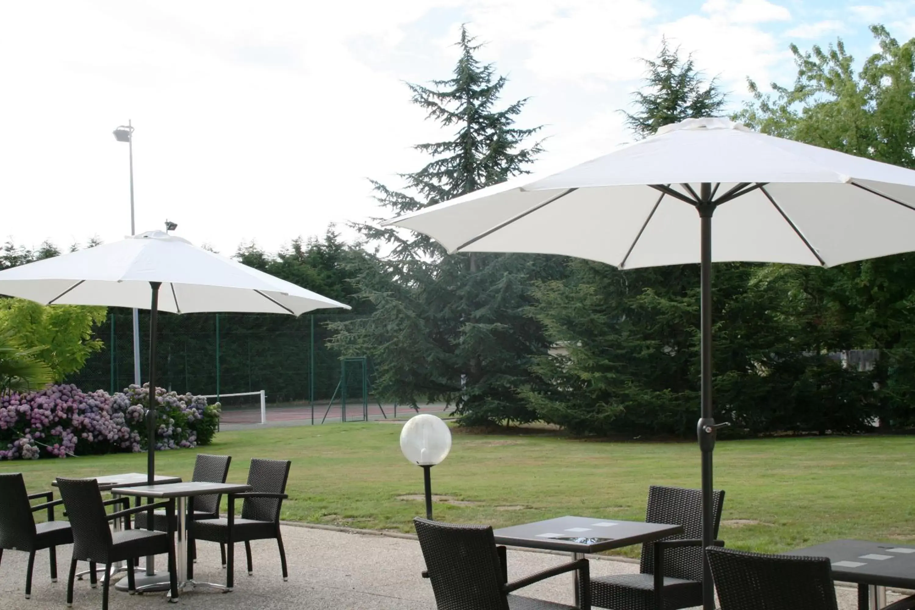 Patio, Garden in Escale Oceania Nantes