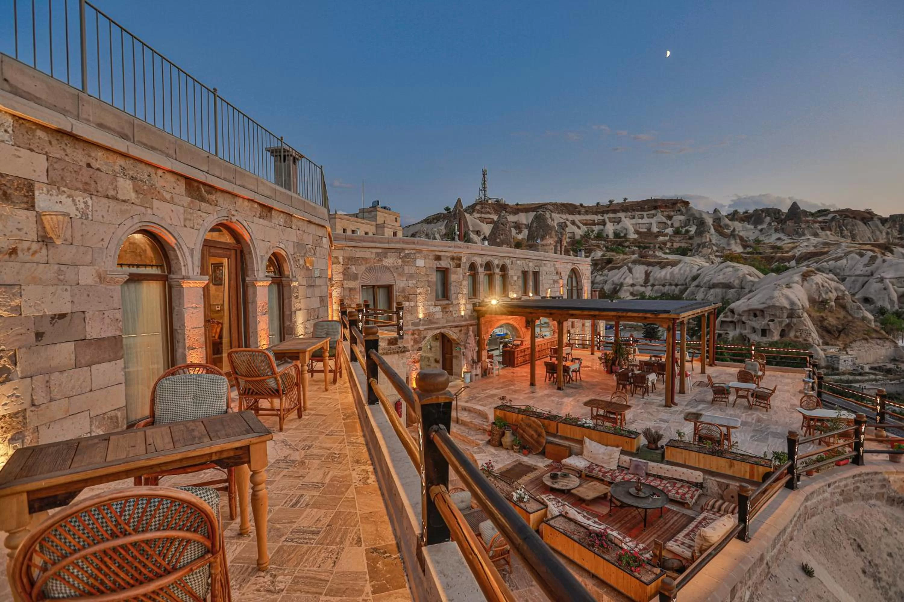 Property building in Şah Saray Cave Suites Halal Hotel