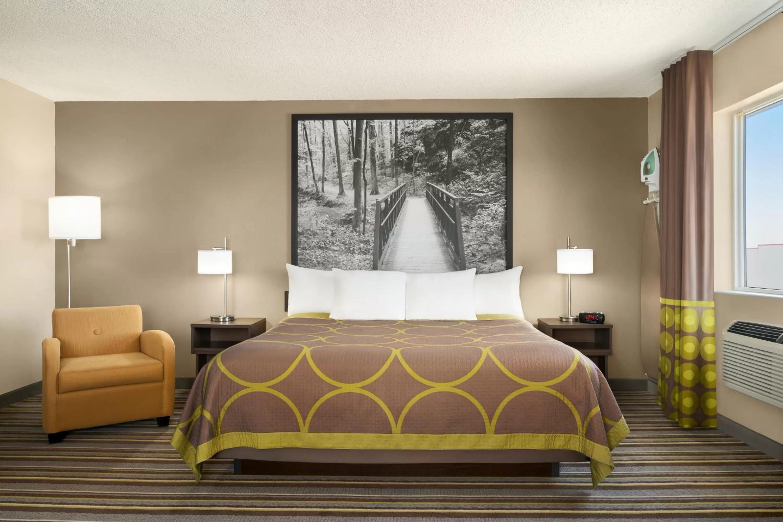 Bed in Super 8 by Wyndham Liberal KS