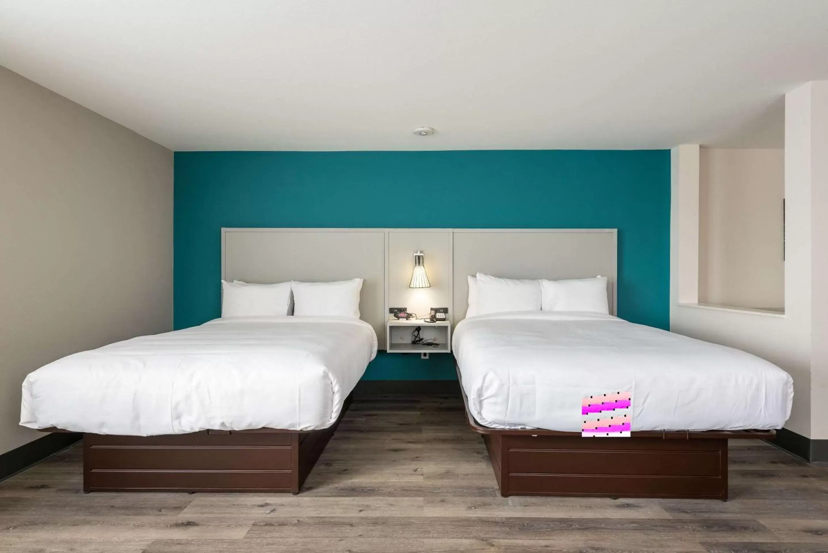 Bedroom, Bed in Comfort Suites Colorado Springs East -Medical Center Area