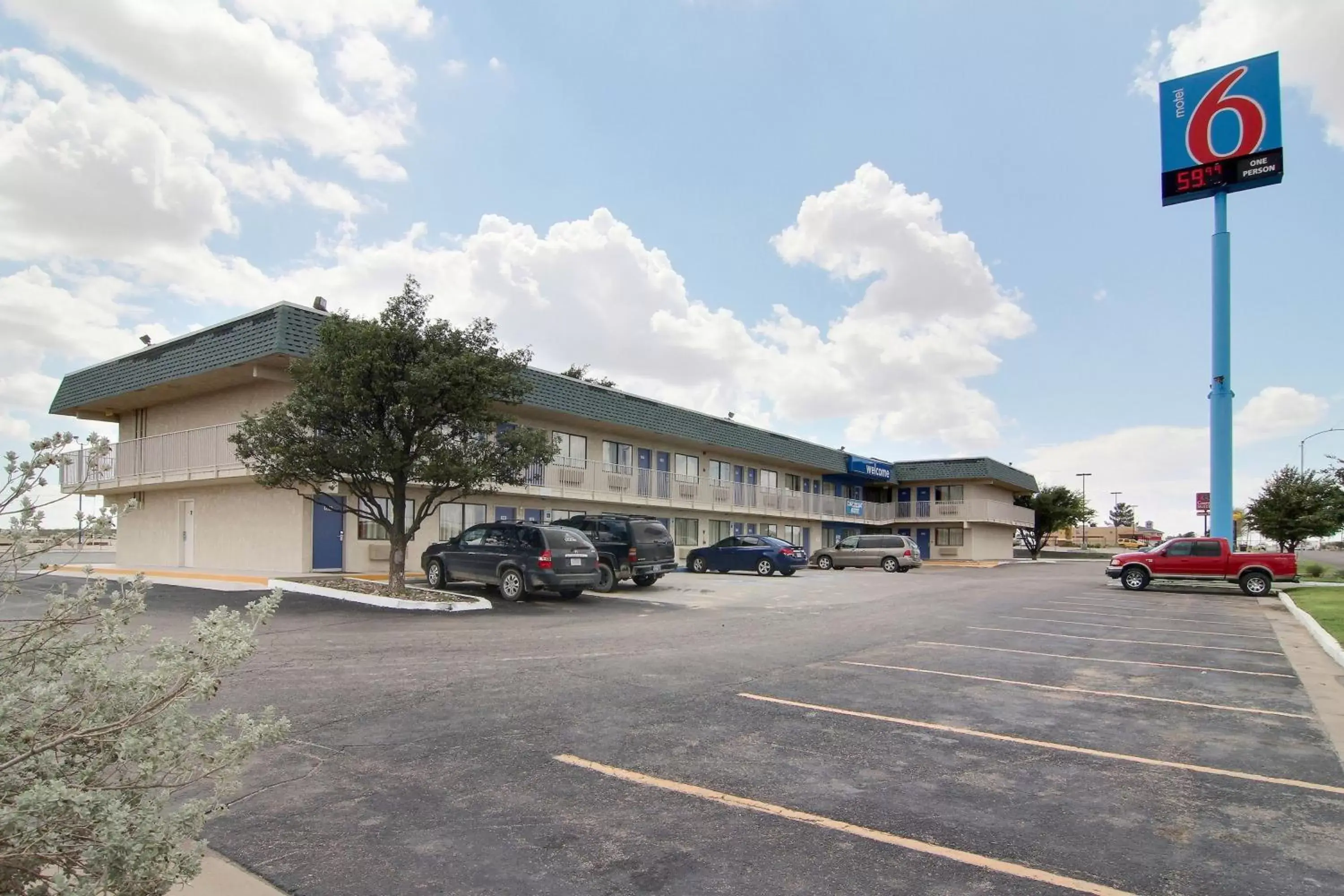 Facade/entrance, Property Building in Motel 6-Fort Stockton, TX